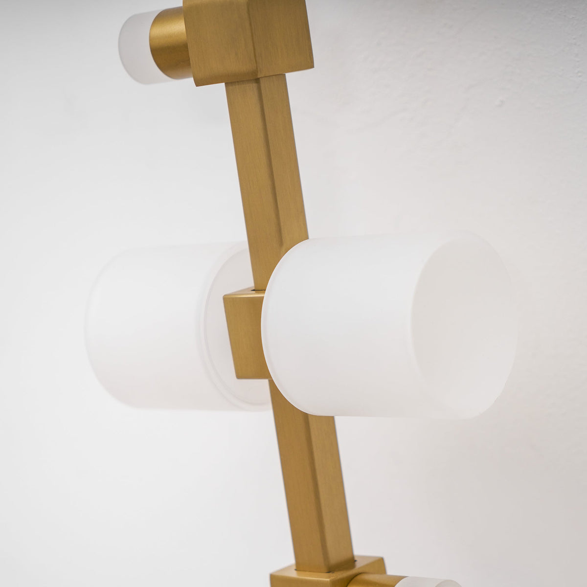 Vakker Limited Semper Mia 4-Light Wall Lamp — Detail View 25