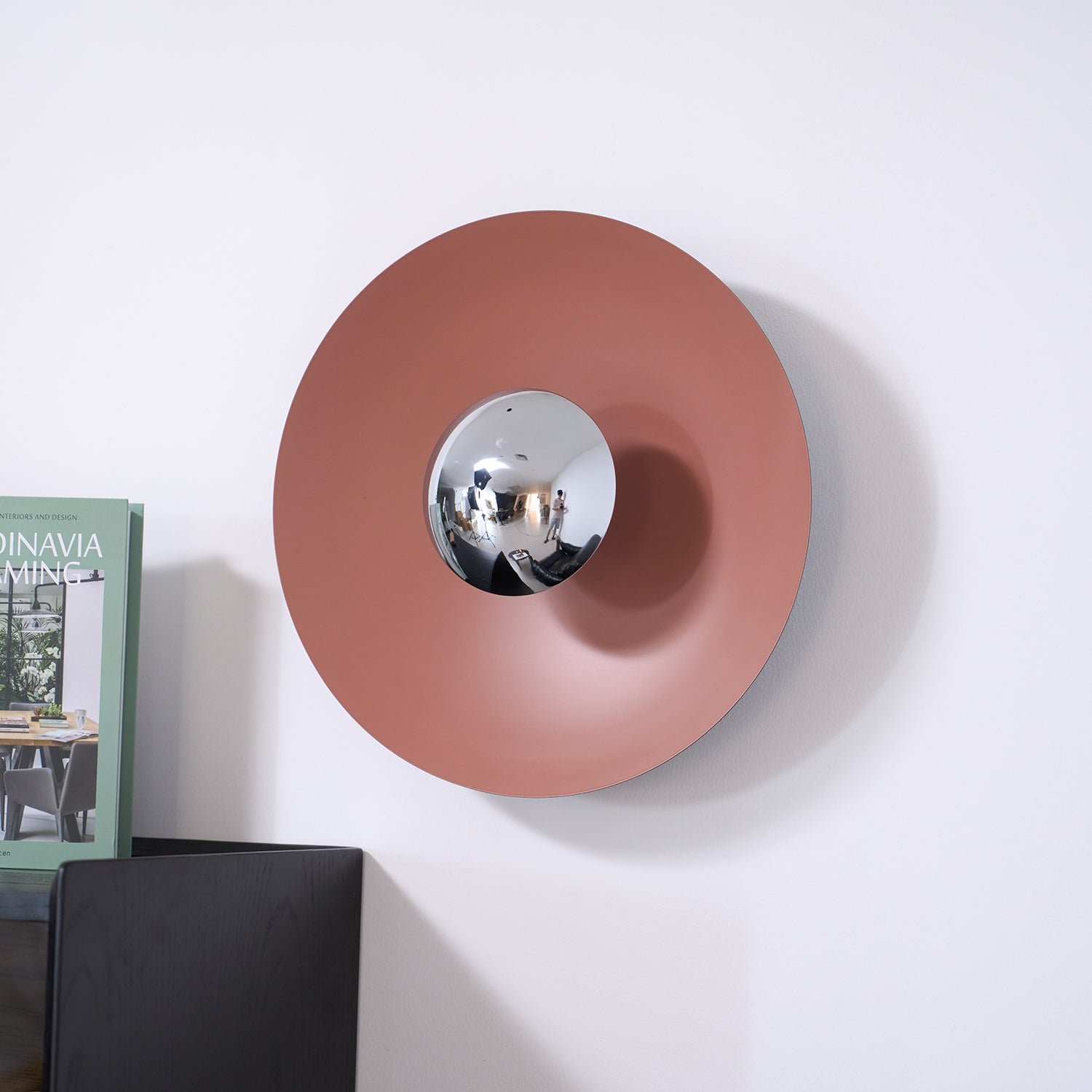 Simplicity Glow Wall Light - Vakkerlight
