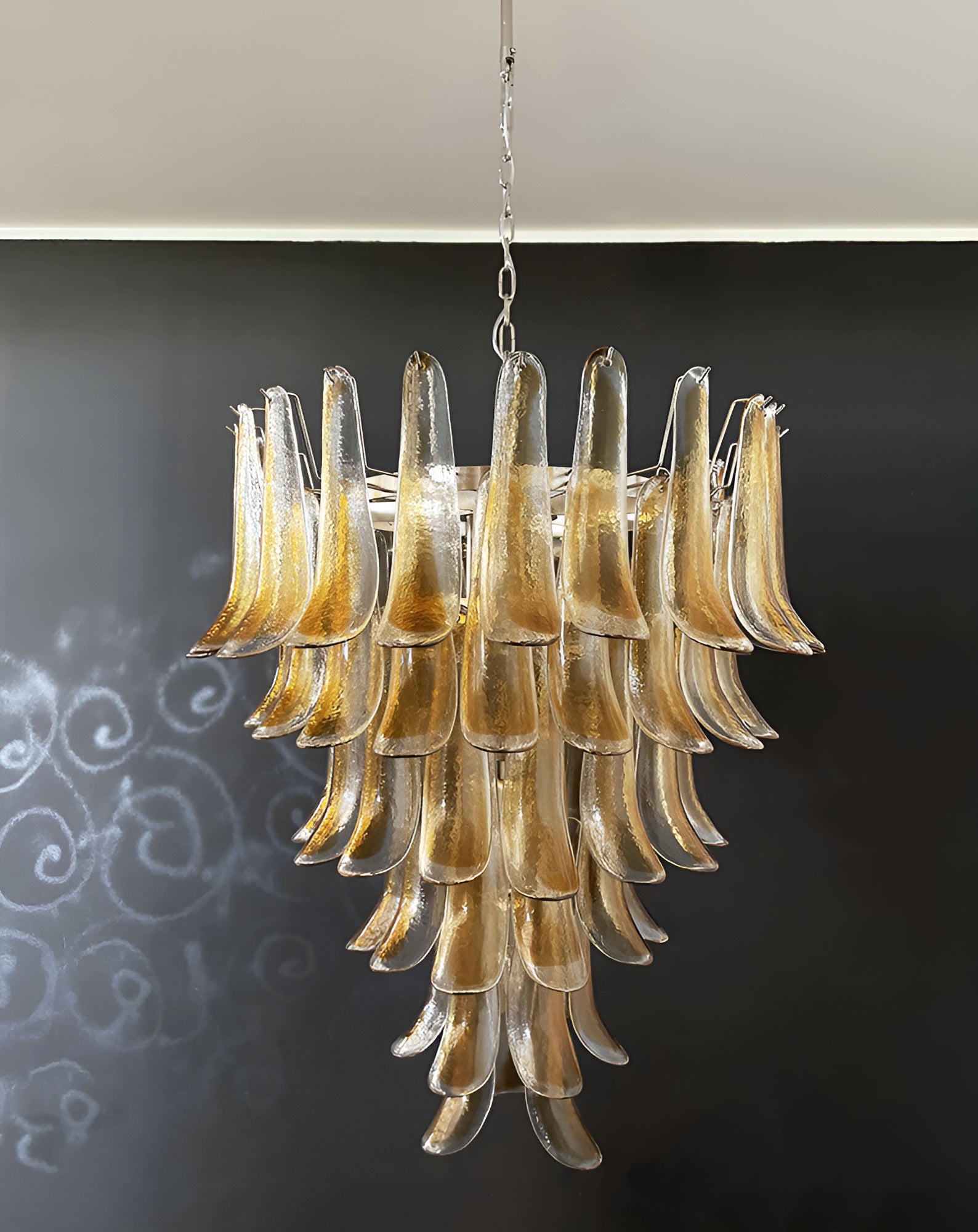 Solenne Murano Glass Chandelier - Vakkerlight