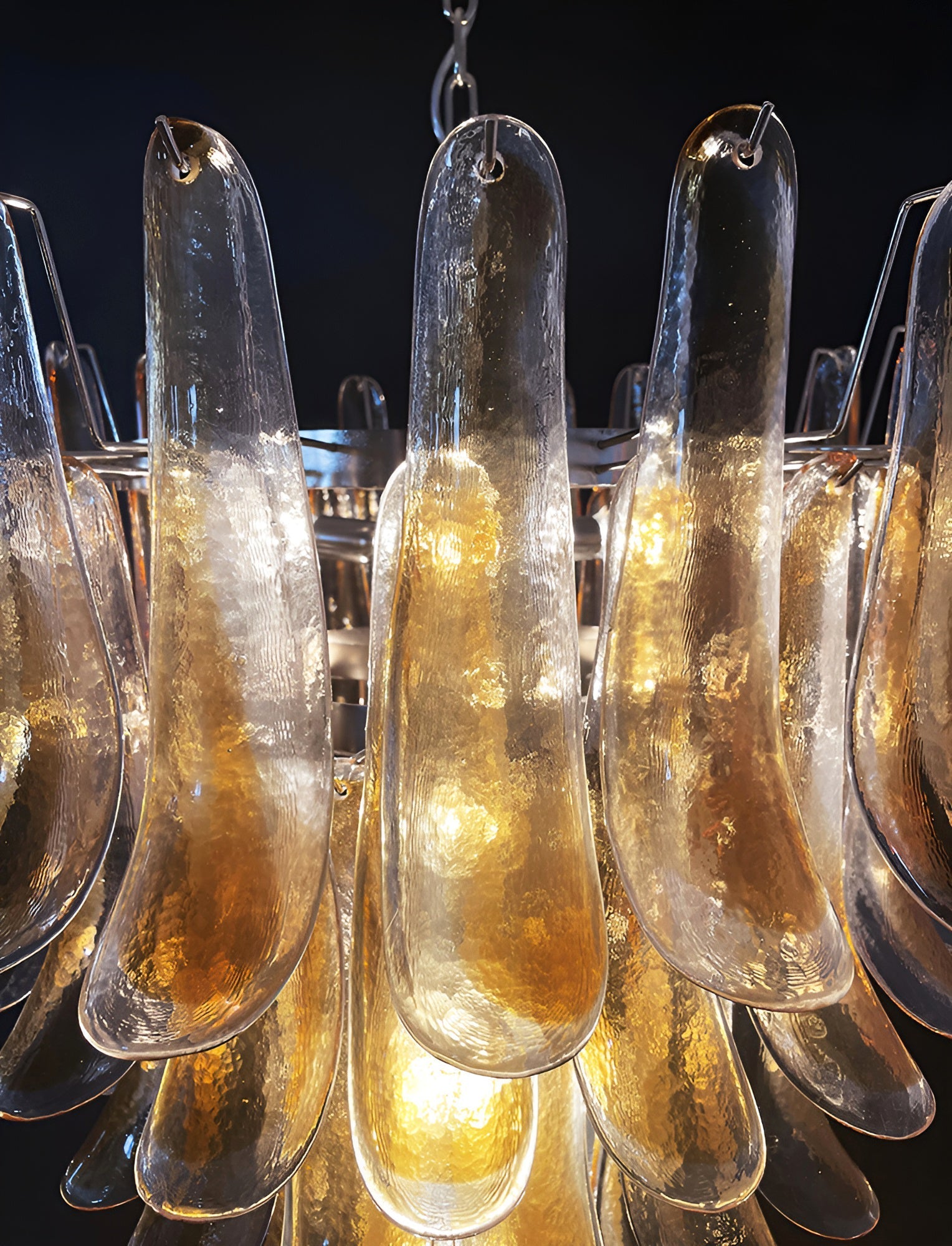 Solenne Murano Glass Chandelier - Vakkerlight