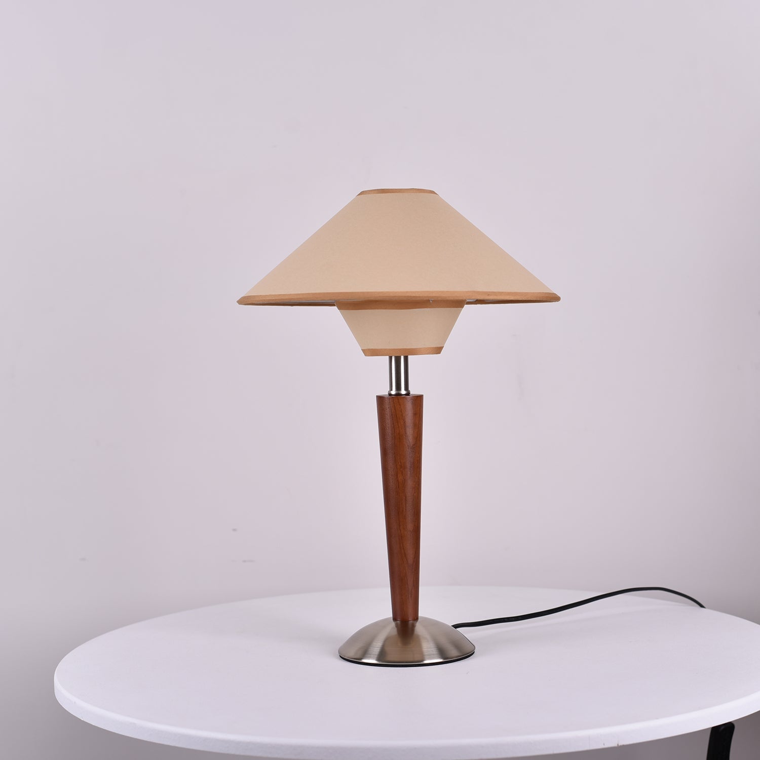 Talonwood Table Lamp - Vakkerlight