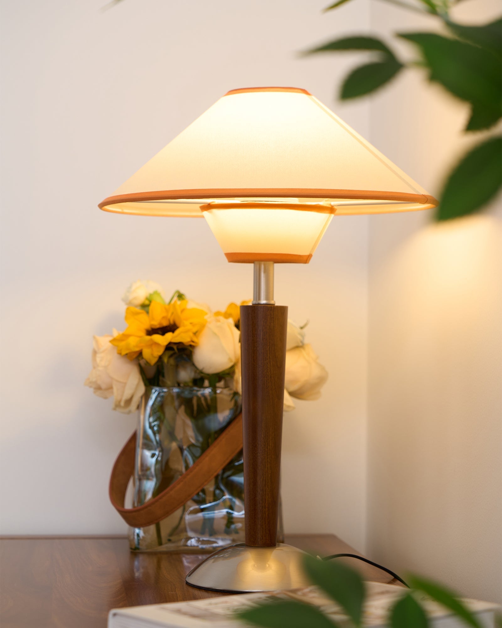 Talonwood Table Lamp - Vakkerlight