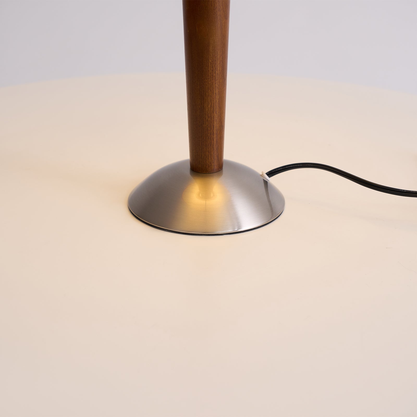 Talonwood Table Lamp - Vakkerlight