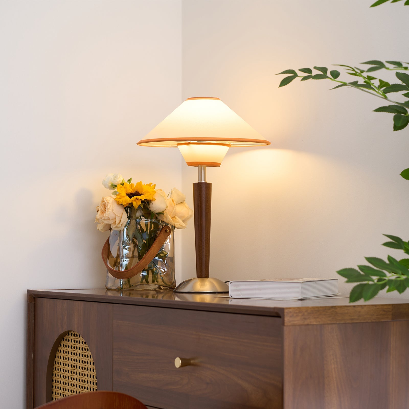Talonwood Table Lamp - Vakkerlight