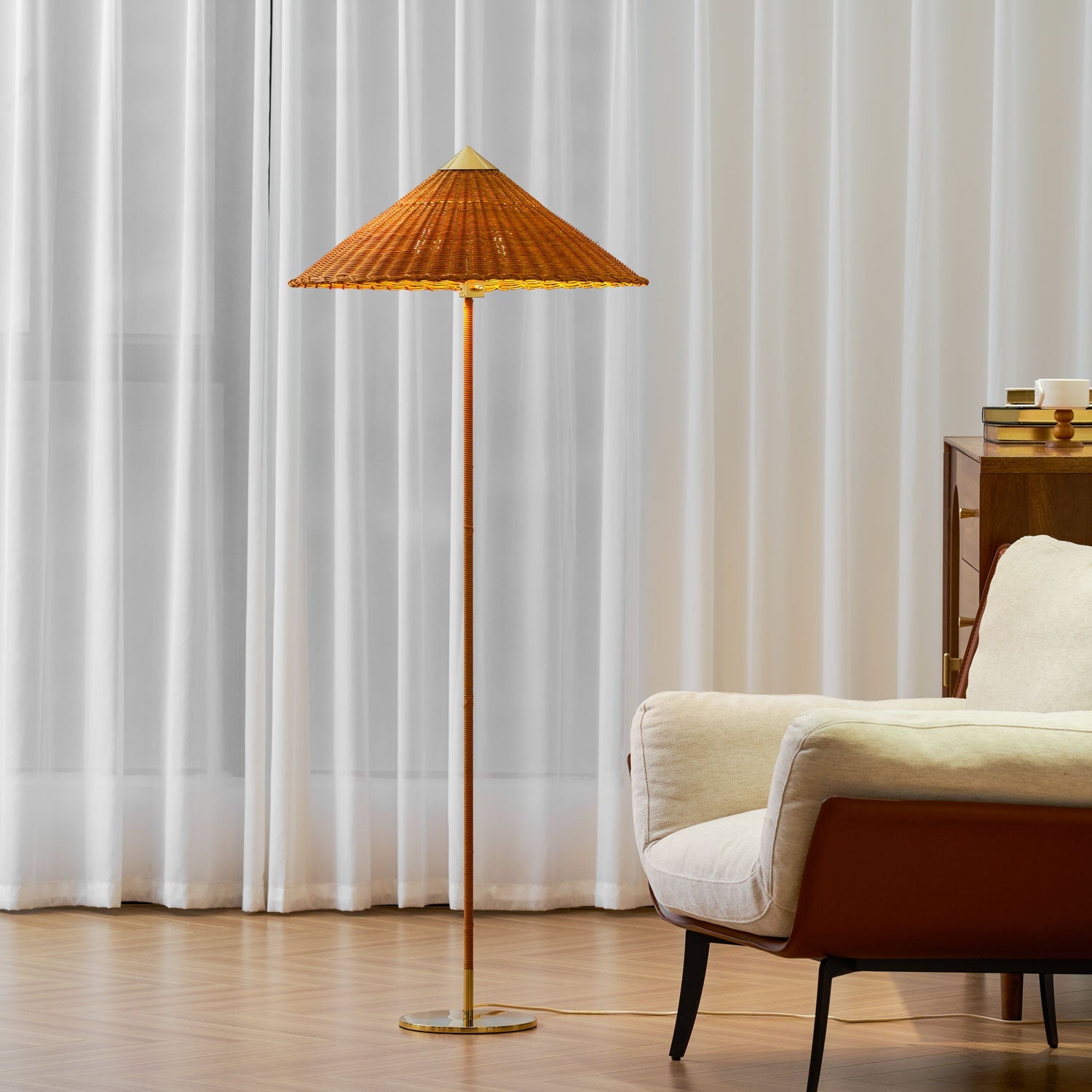 Tynell Floor Lamp - Vakkerlight