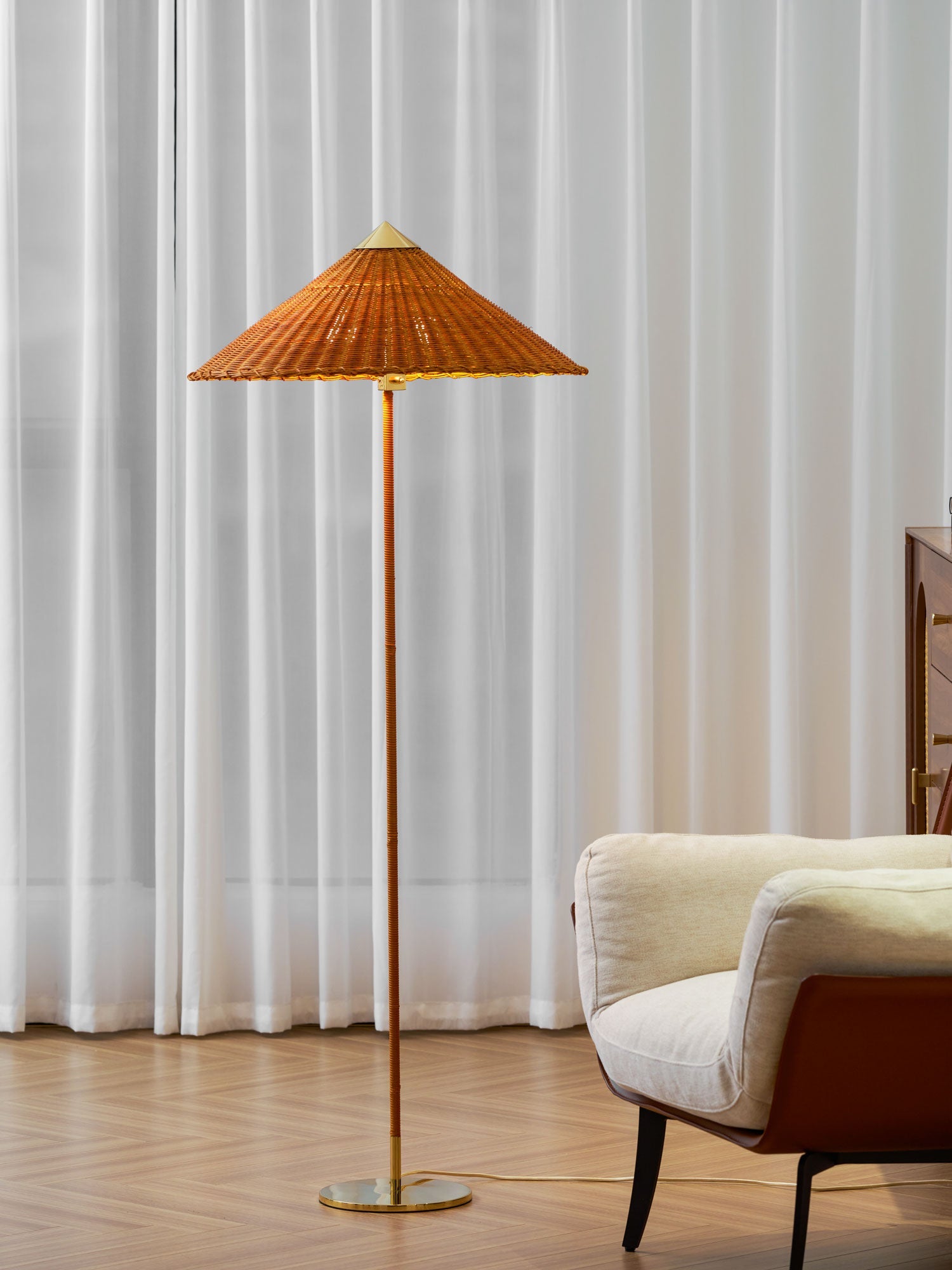 Tynell Floor Lamp - Vakkerlight