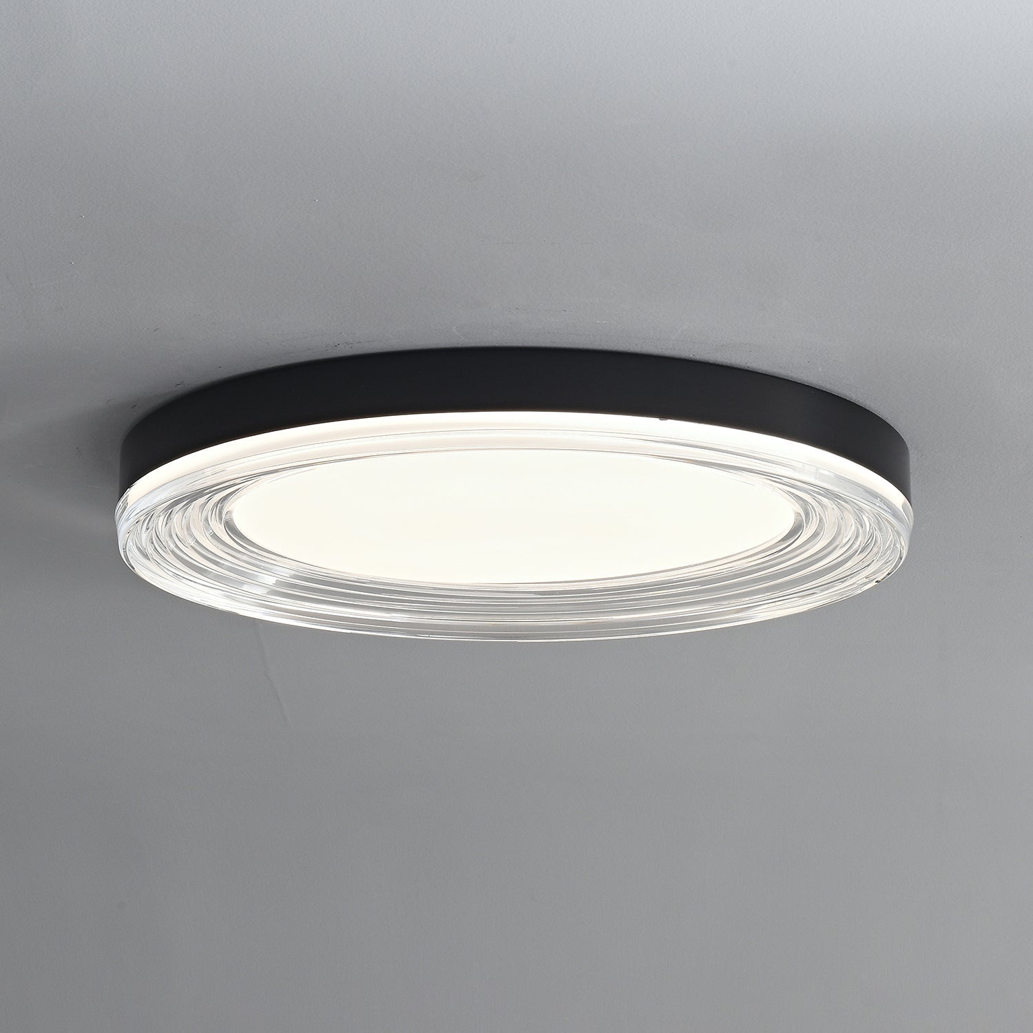 Vanguard Ceiling Light - Vakkerlight