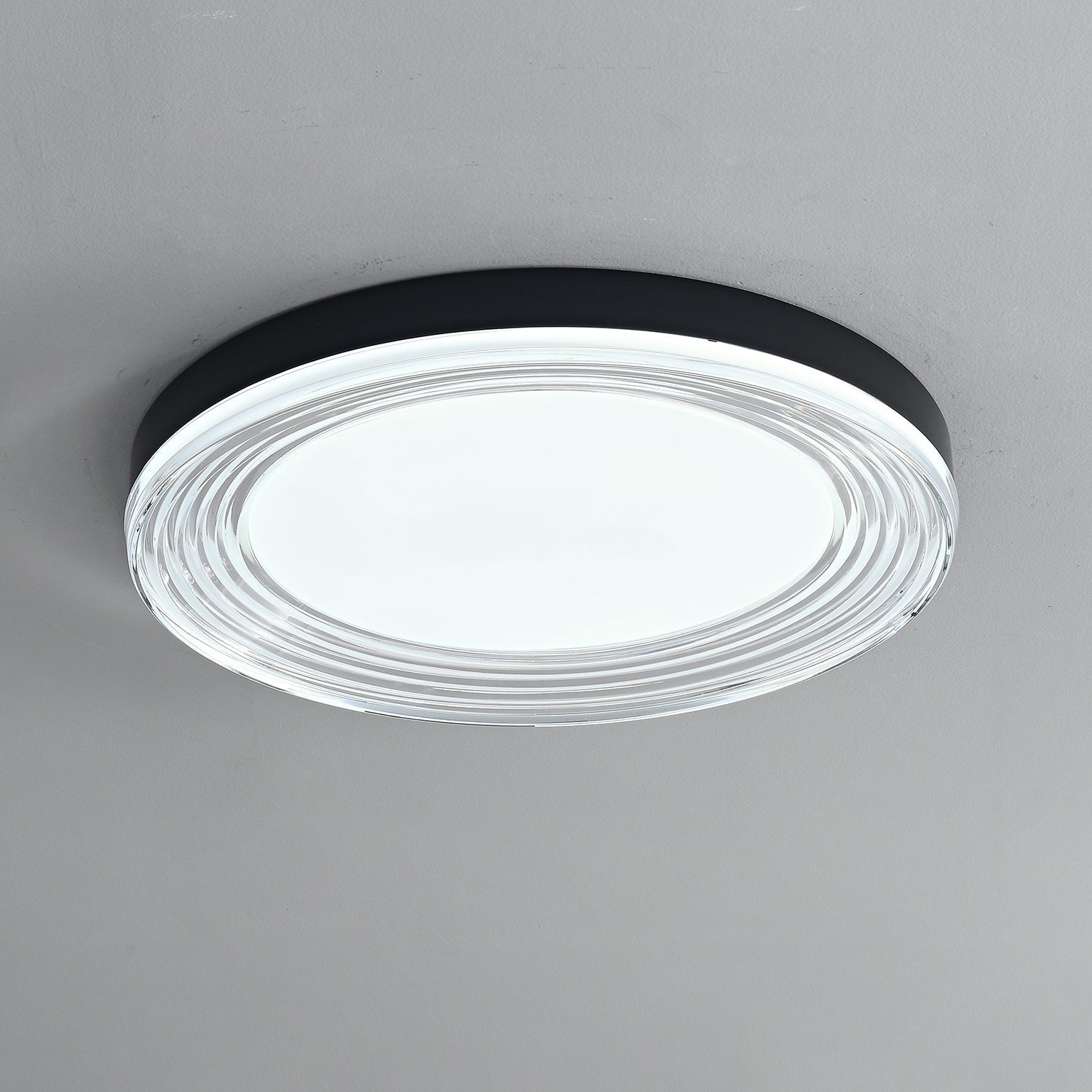 Vanguard Ceiling Light - Vakkerlight