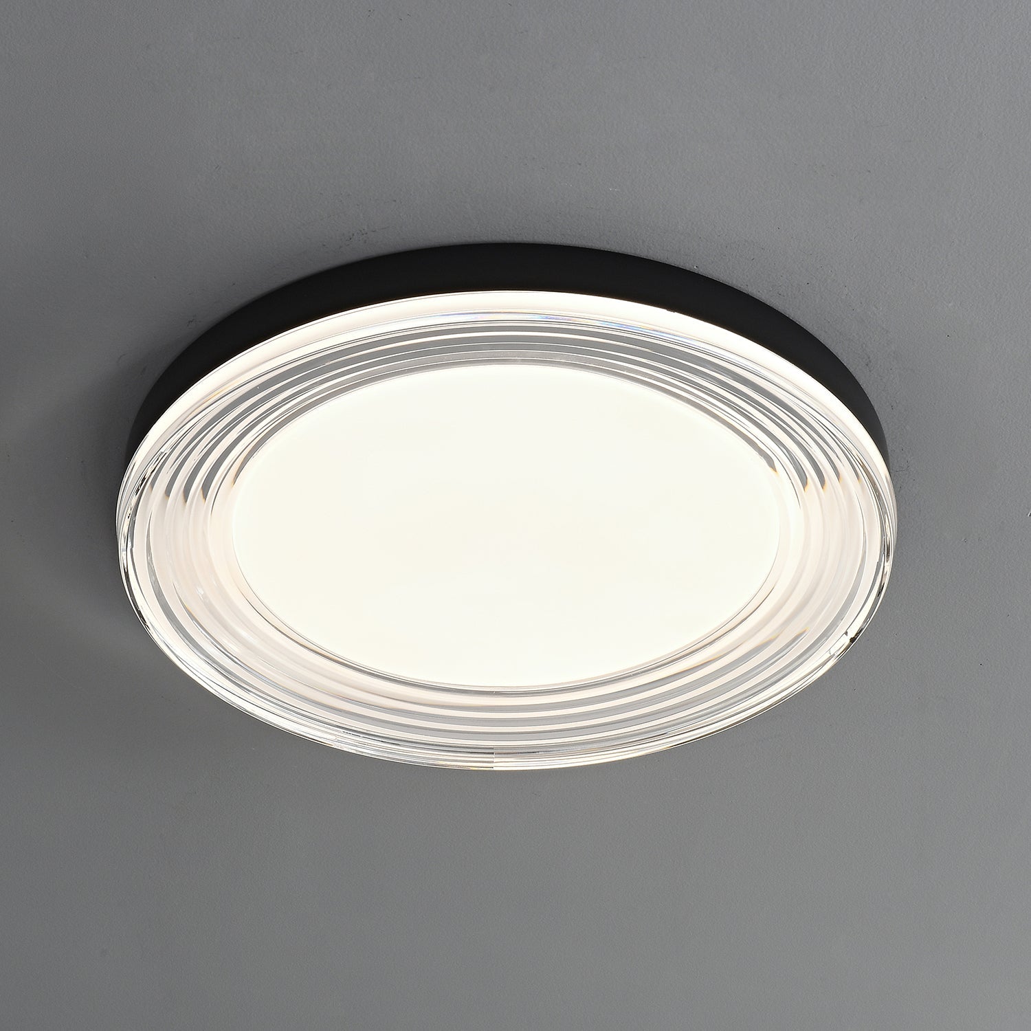 Vanguard Ceiling Light - Vakkerlight