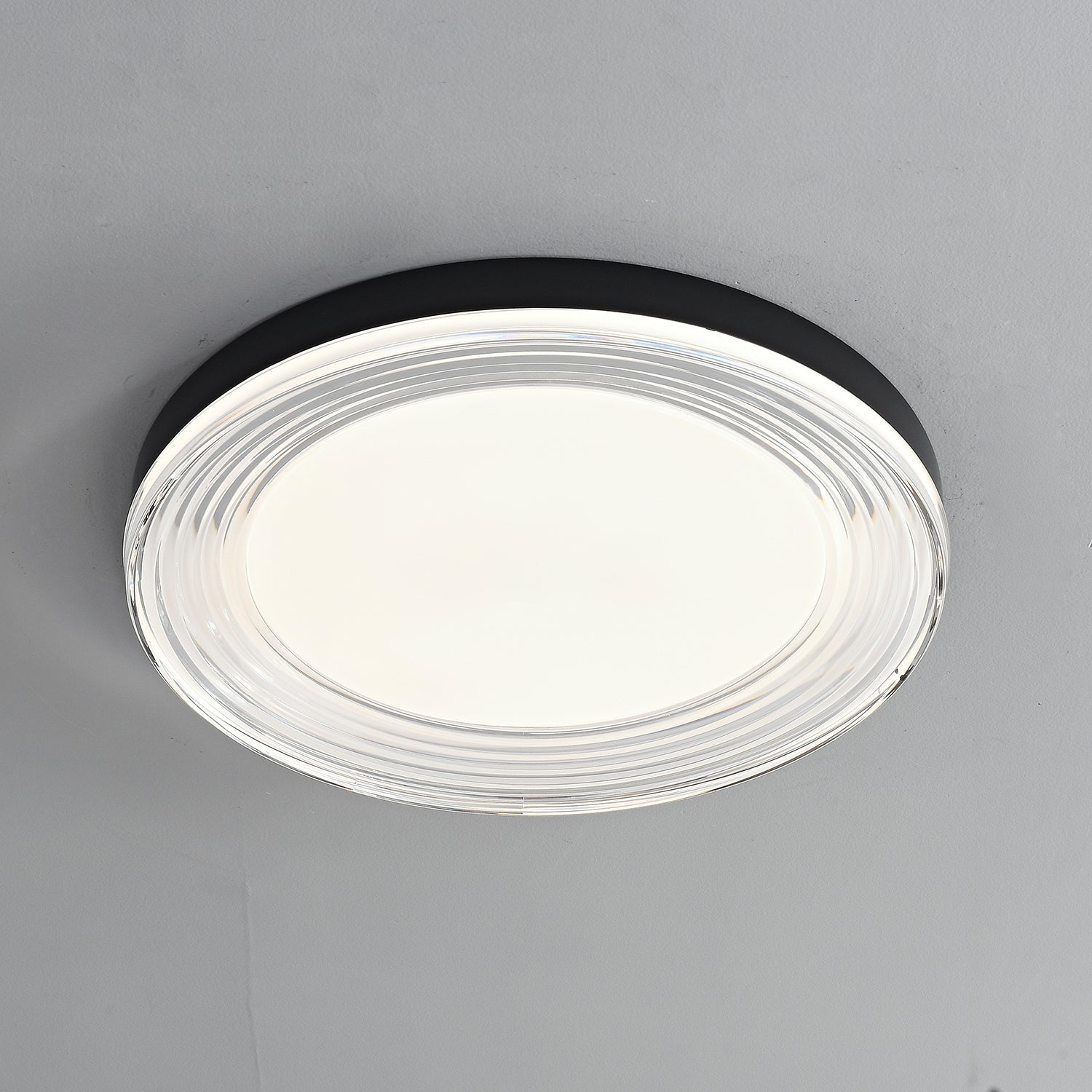 Vanguard Ceiling Light - Vakkerlight