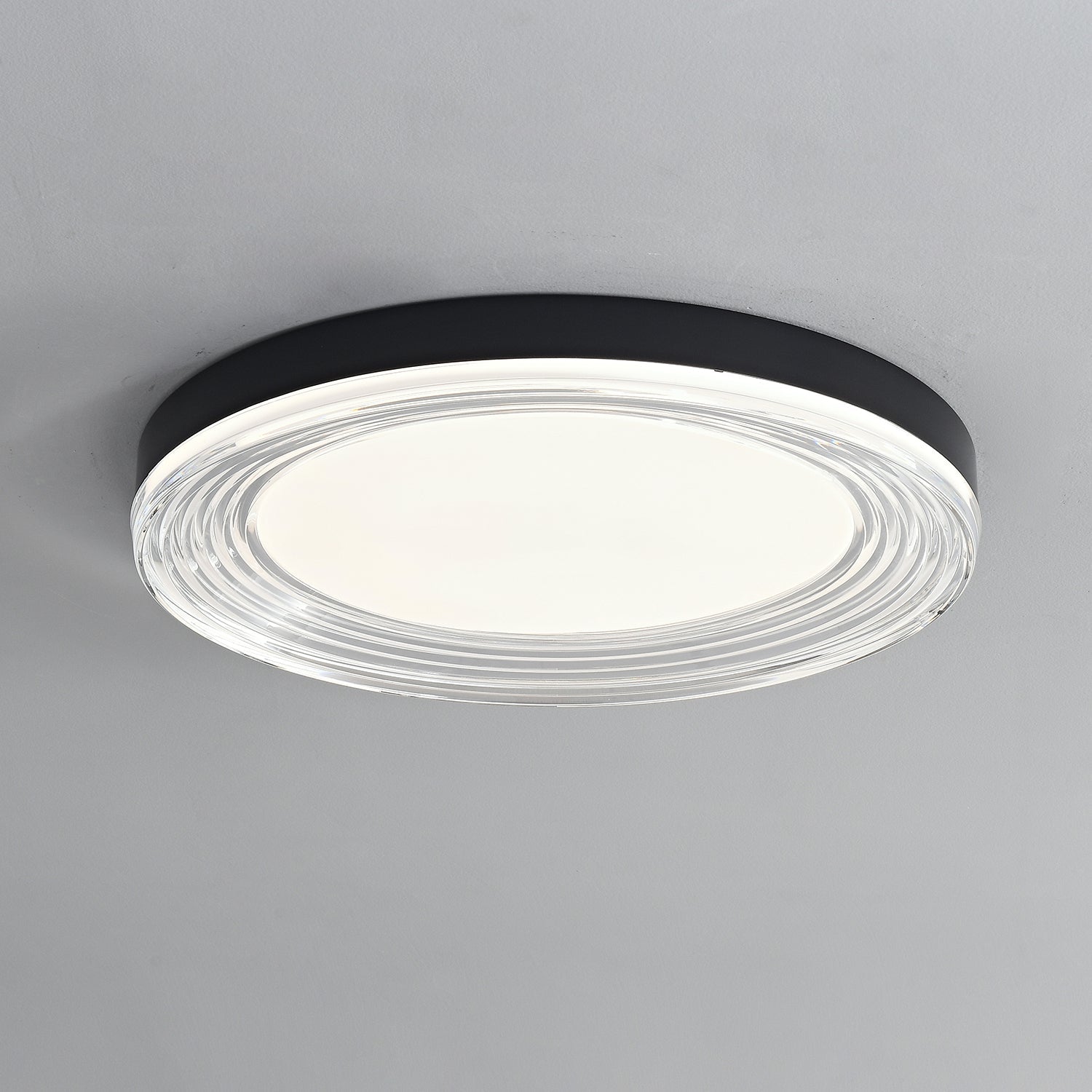 Vanguard Ceiling Light - Vakkerlight
