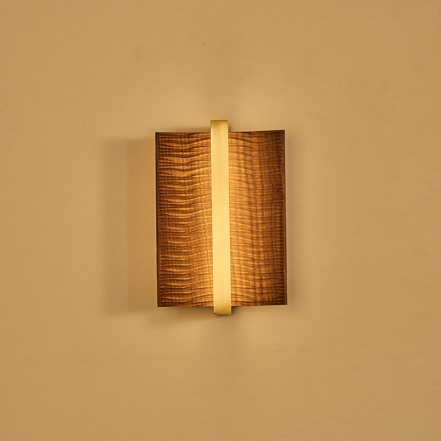 Whisperwood Wall Light - Vakkerlight