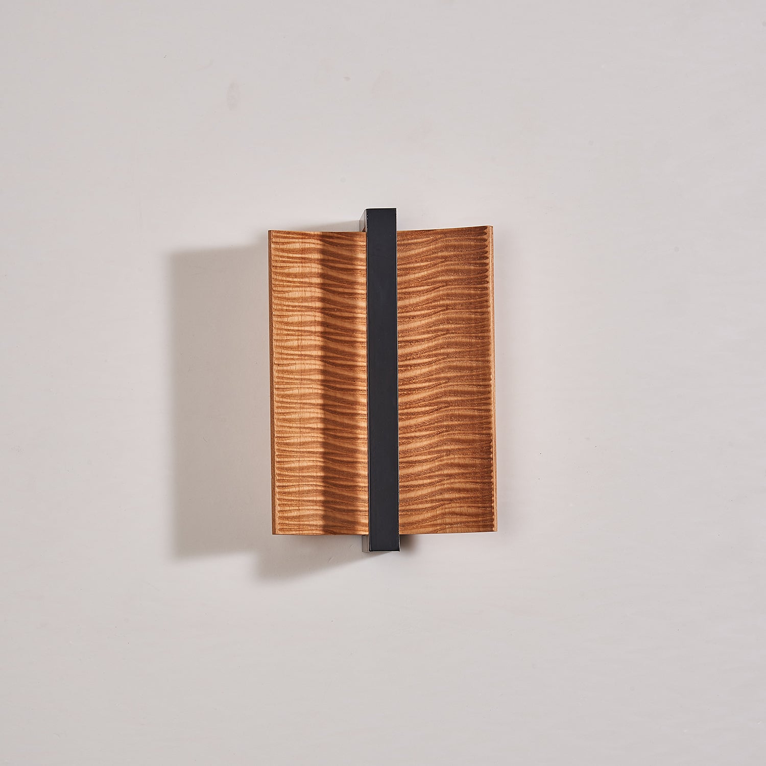 Whisperwood Wall Light - Vakkerlight