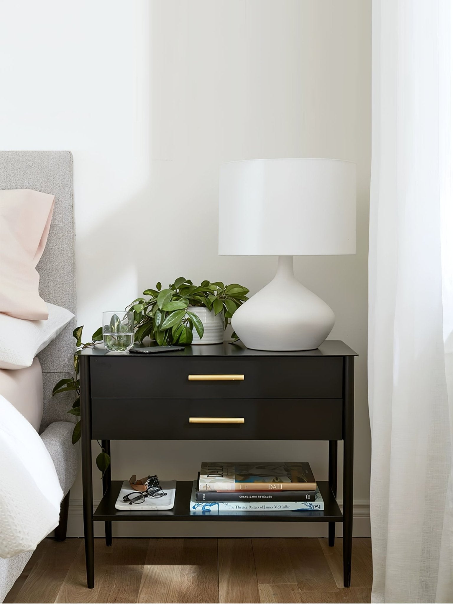 Lumea Artisan Ceramic Table Lamp - Vakkerlight