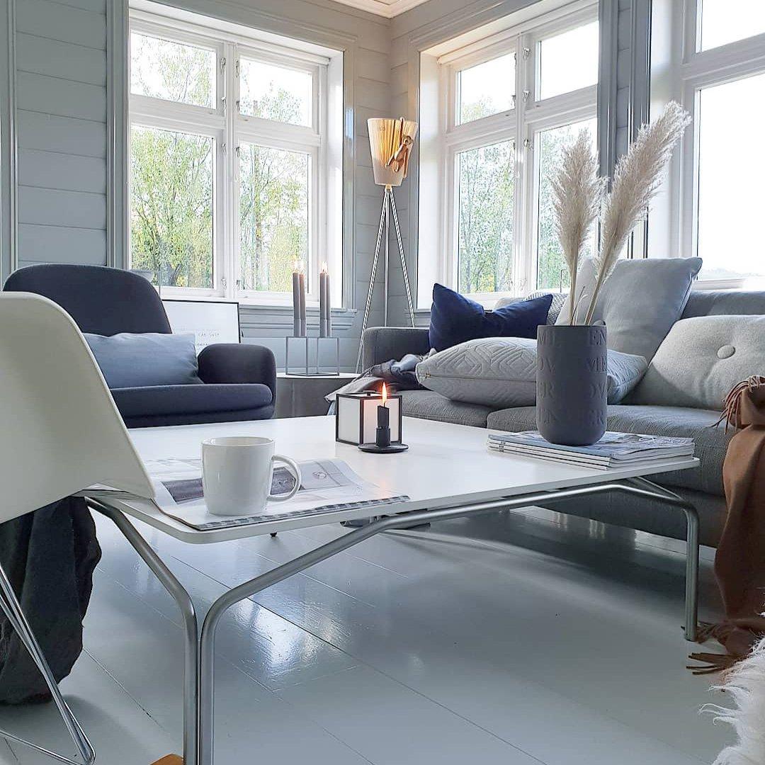 Modern Oslo wood floor lamp - Vakkerlighting