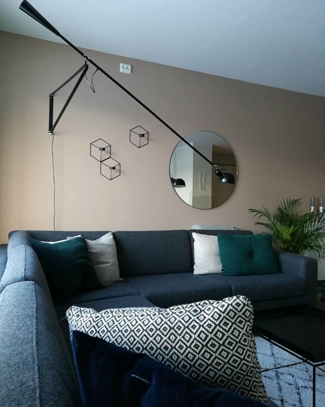 Long Arm Wall Lamp - Vakkerlight