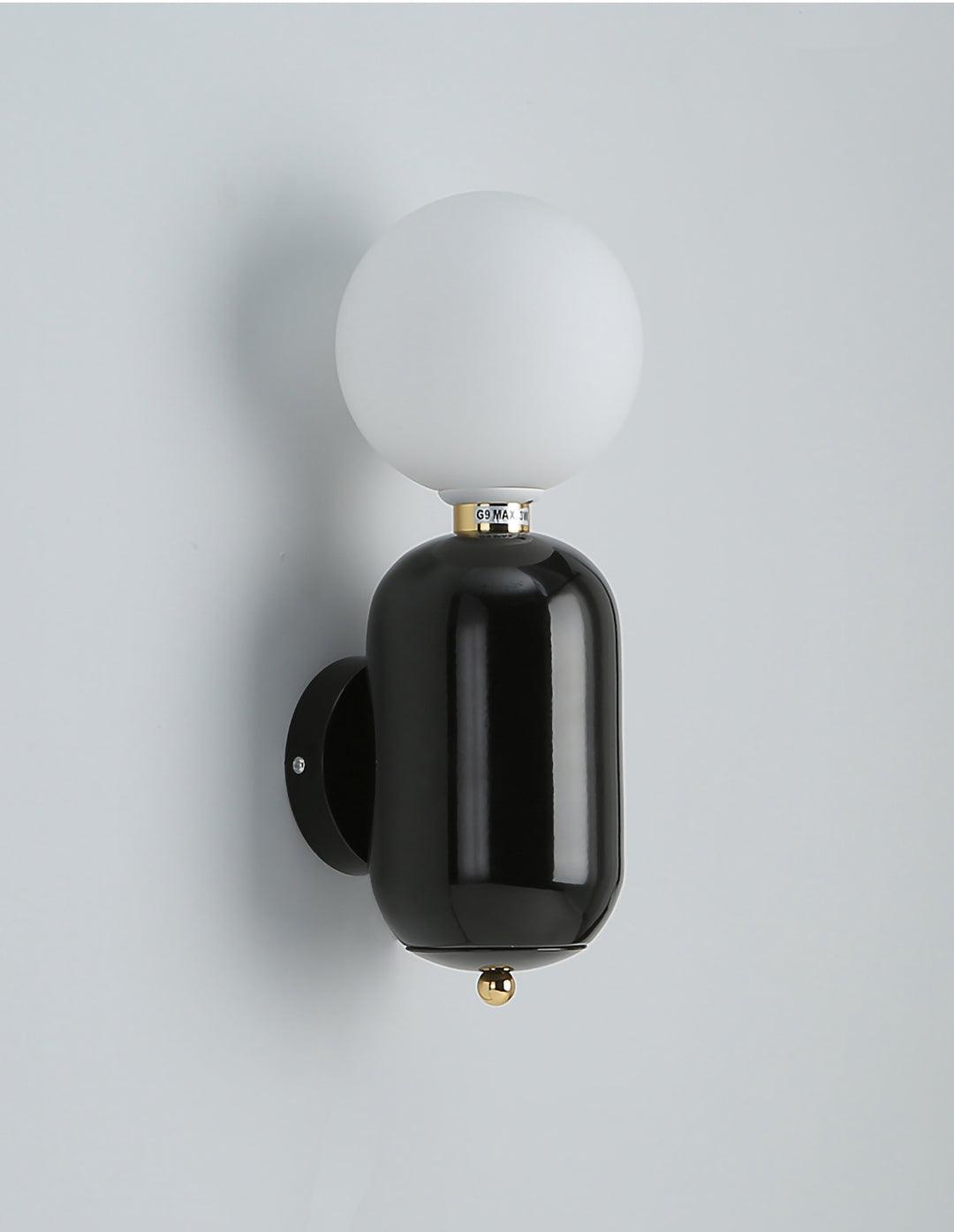 Kade Wall Light - Vakkerlight