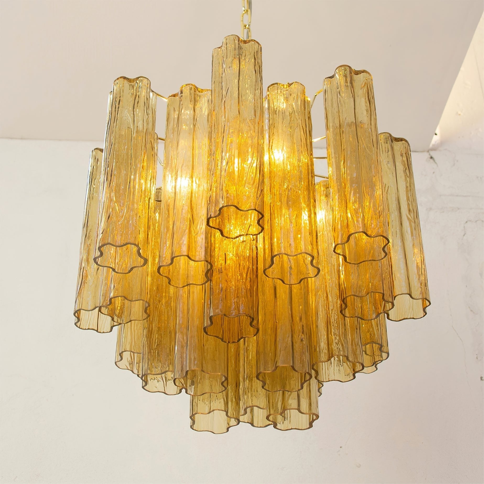 Addis Tubes Chandelier - Vakkerlight