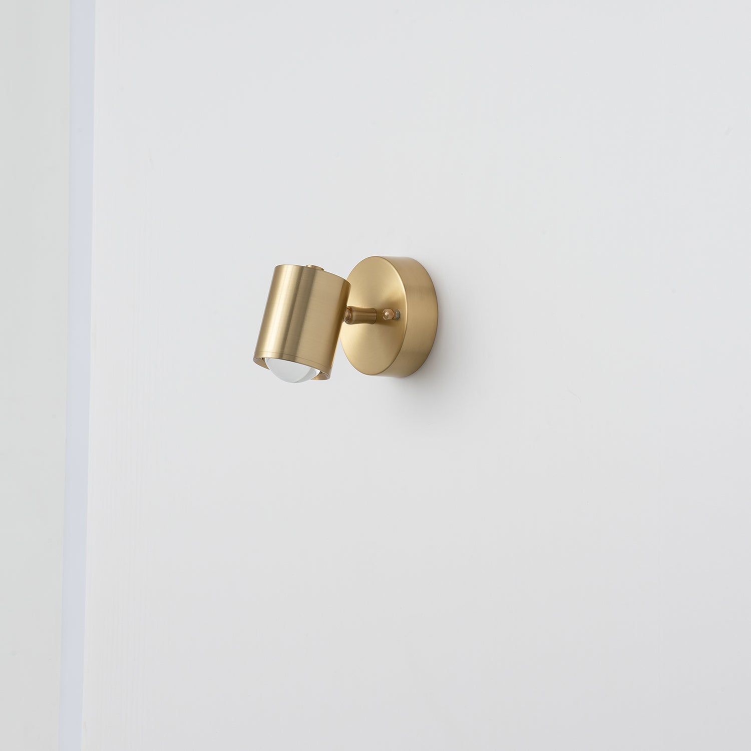 Brillora Wall Light - Vakkerlight