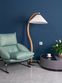 Caprani Floor Lamp - Vakkerlight