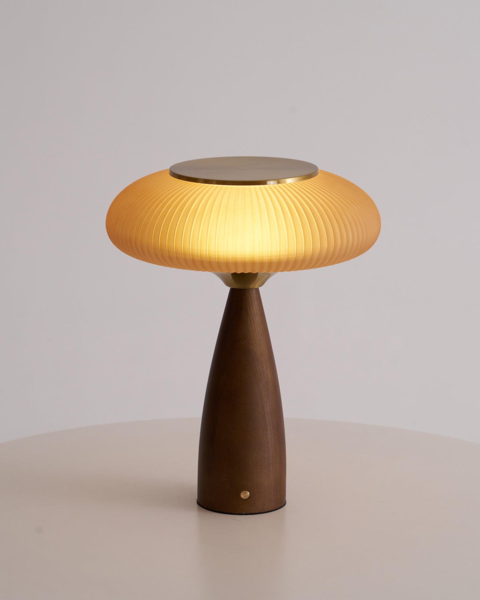 Cielo Wooden Rechargeable Table Lamp - Vakkerlight