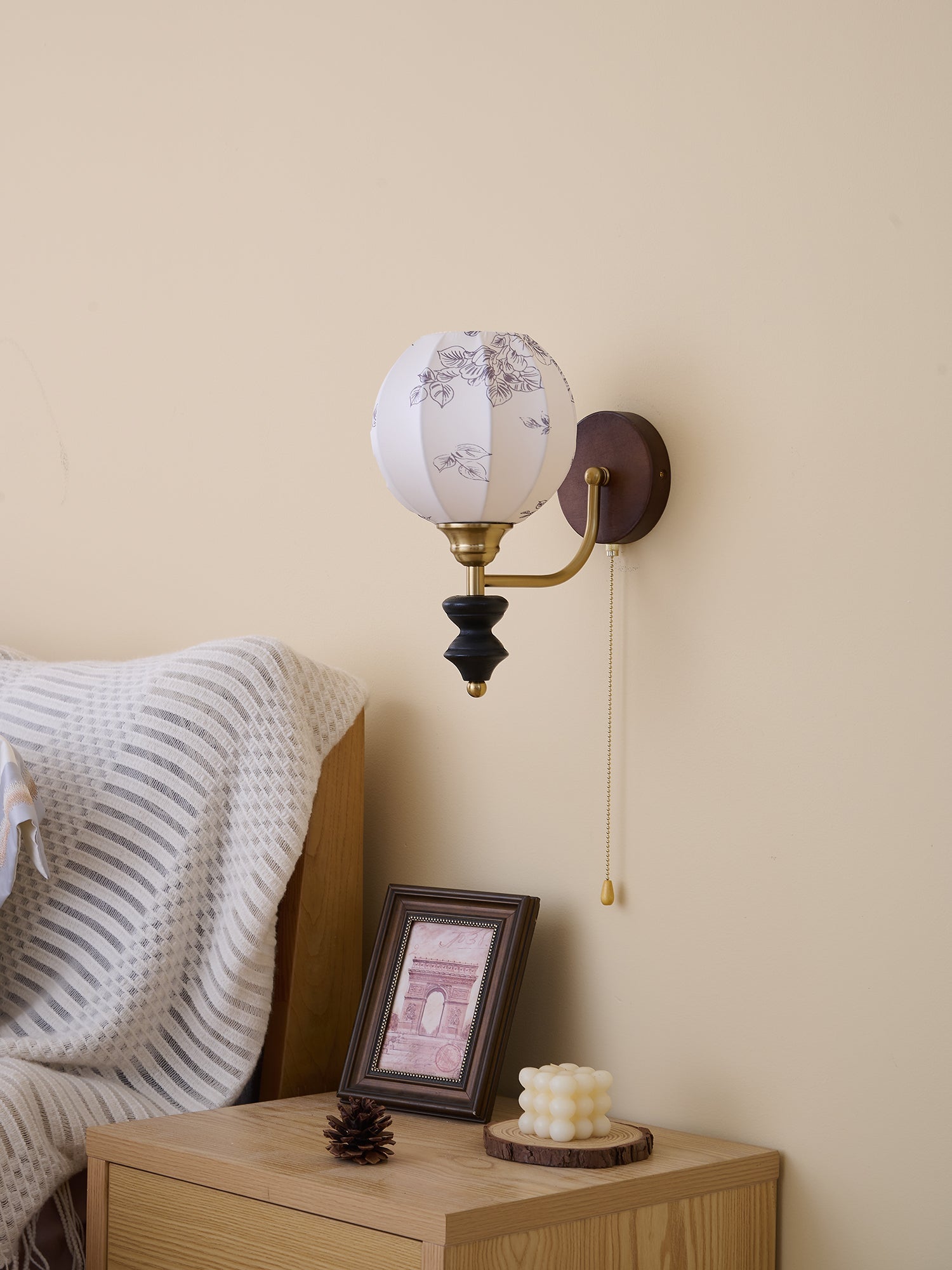 Clarendon Wall Lamp - Vakkerlight