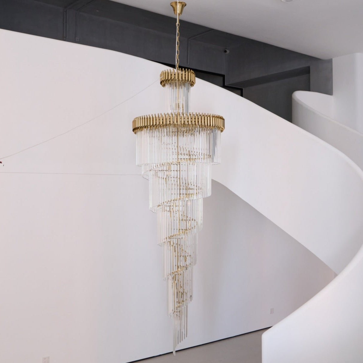 Crystal Spiral Chandelier - Vakkerlight