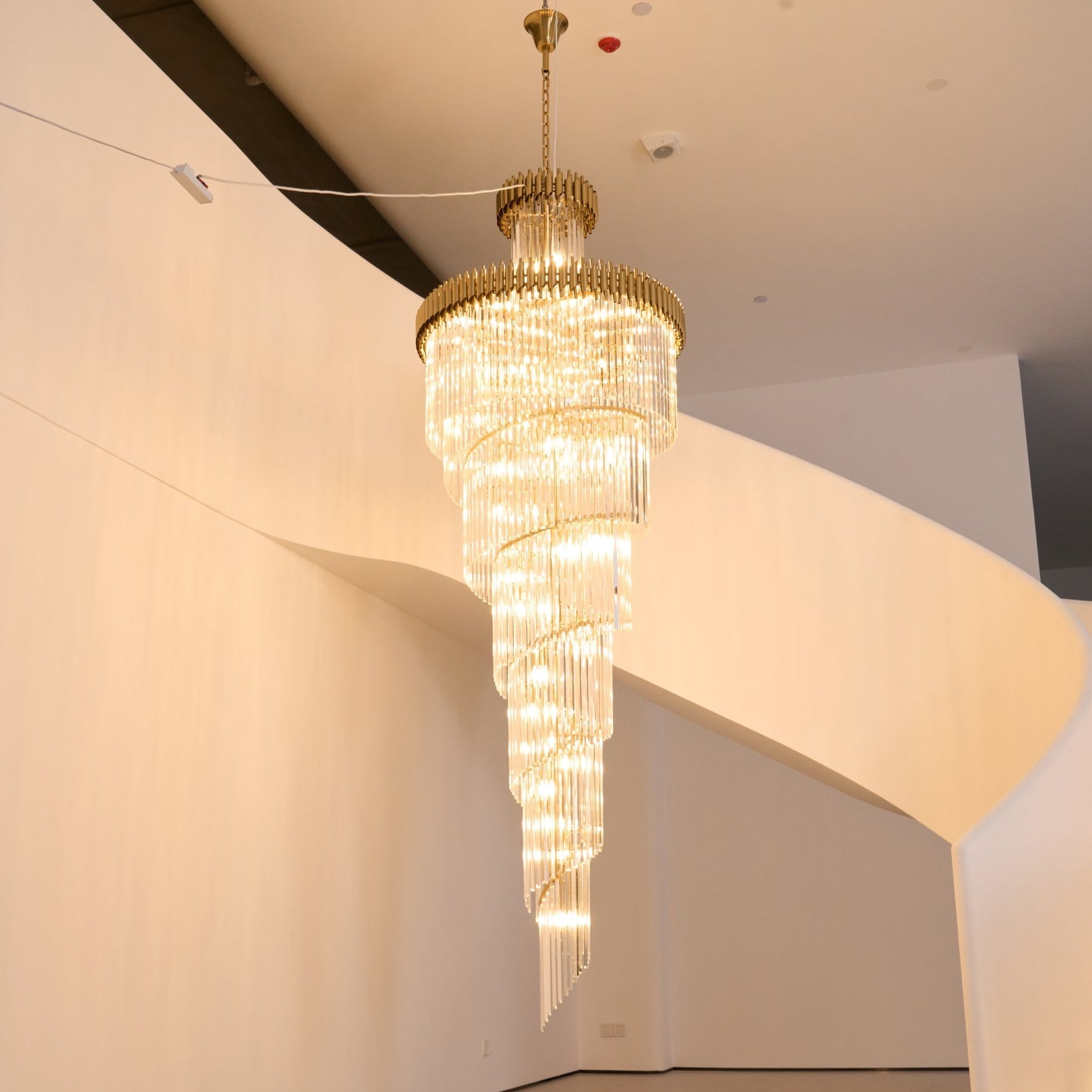 Crystal Spiral Chandelier - Vakkerlight