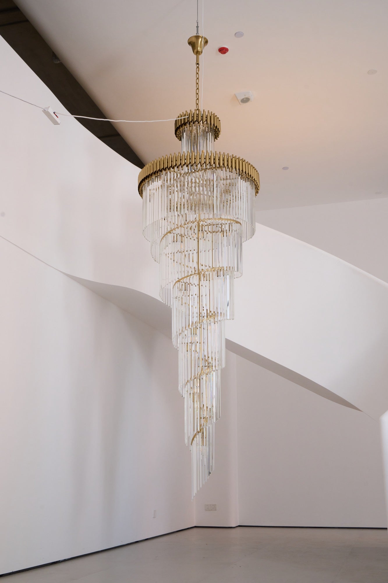 Crystal Spiral Chandelier - Vakkerlight