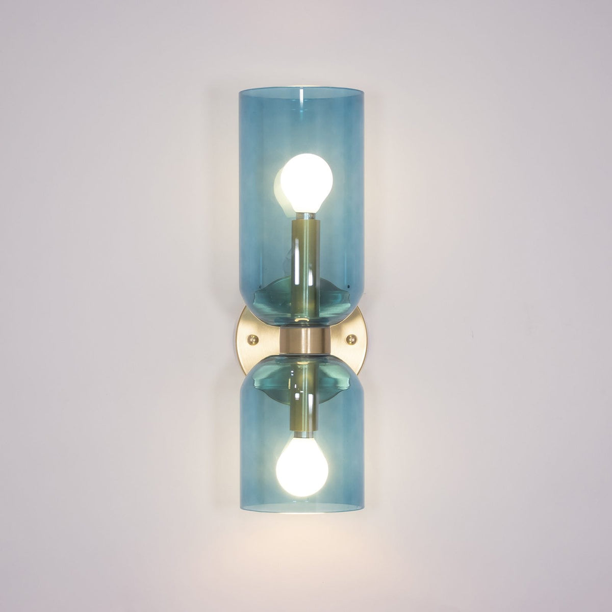 Vakker Limited Edie Wall Sconce — Detail View 14