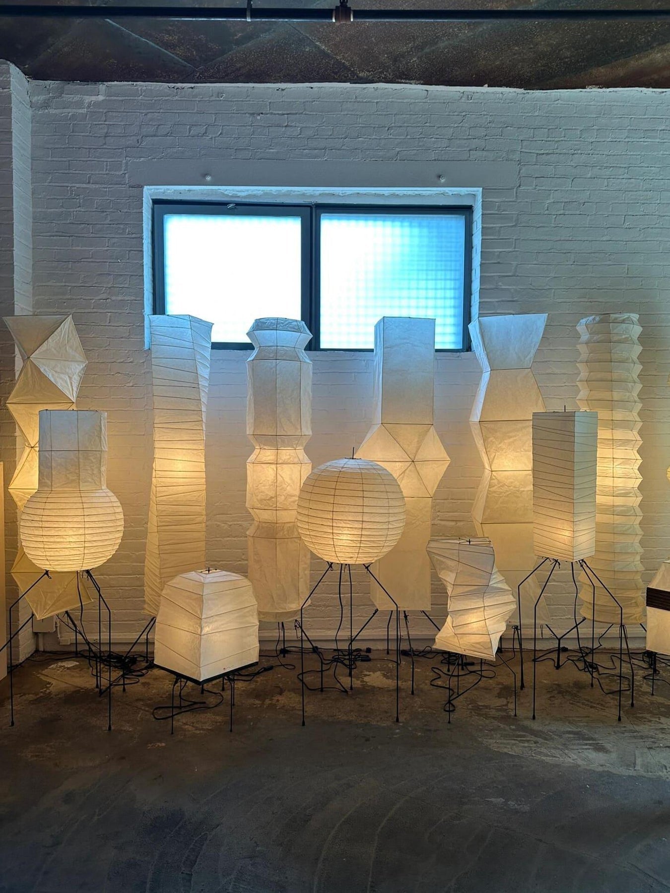 Ellipsa Rice Paper Lantern Floor Lamp - Vakkerlight