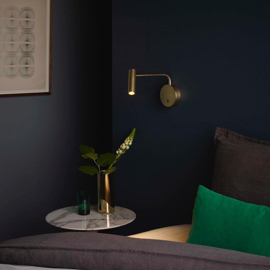 Minimalist Disc LED Wall Sconce - Vakkerlight