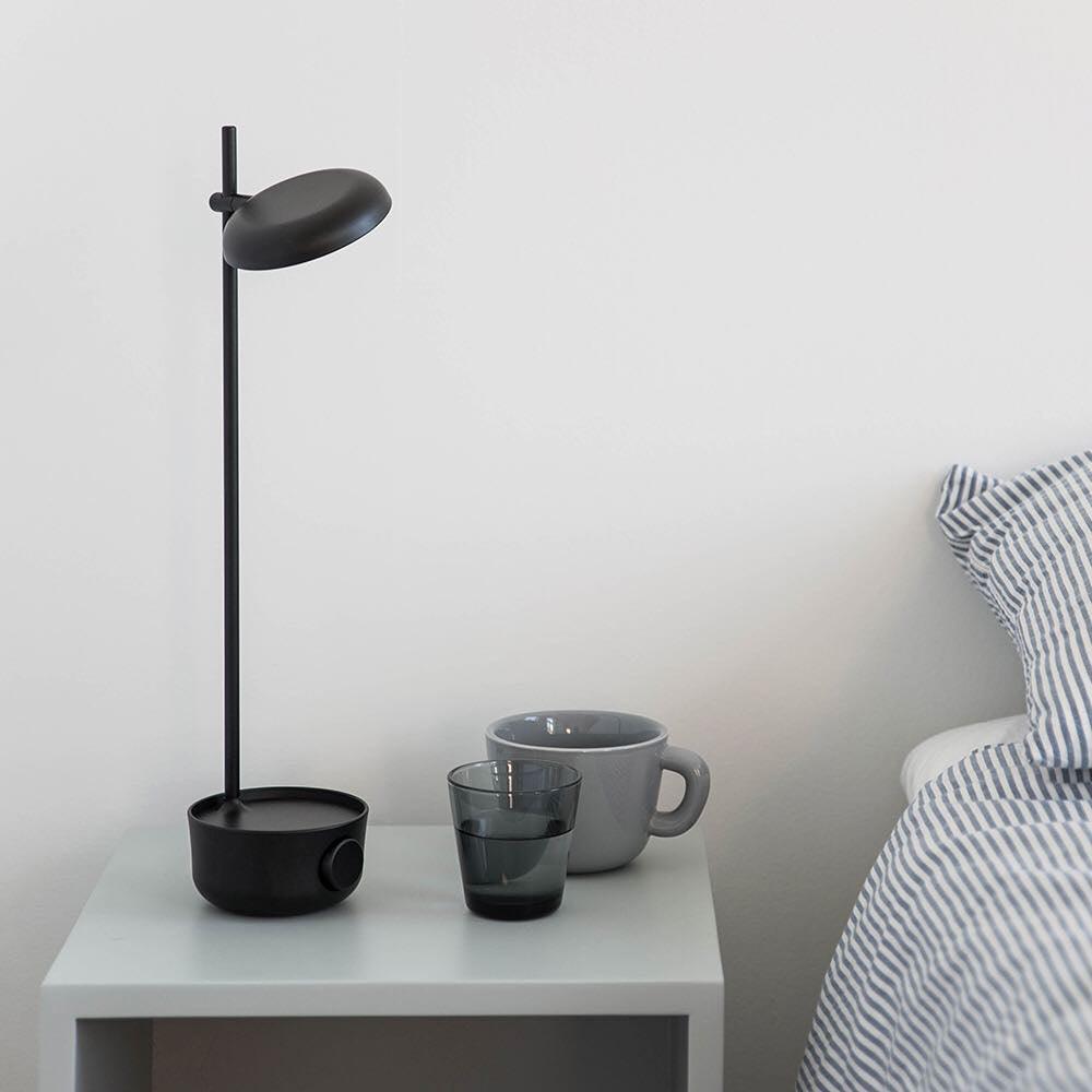 Focal LED Table Lamp - Vakkerlight