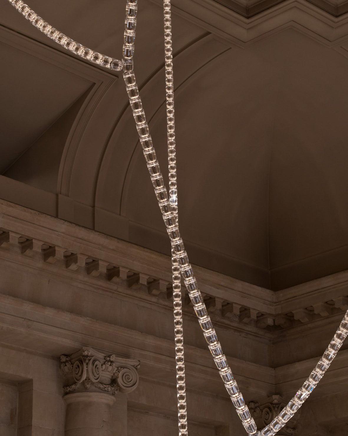 Gabriel Gold Chandelier - Vakkerlight