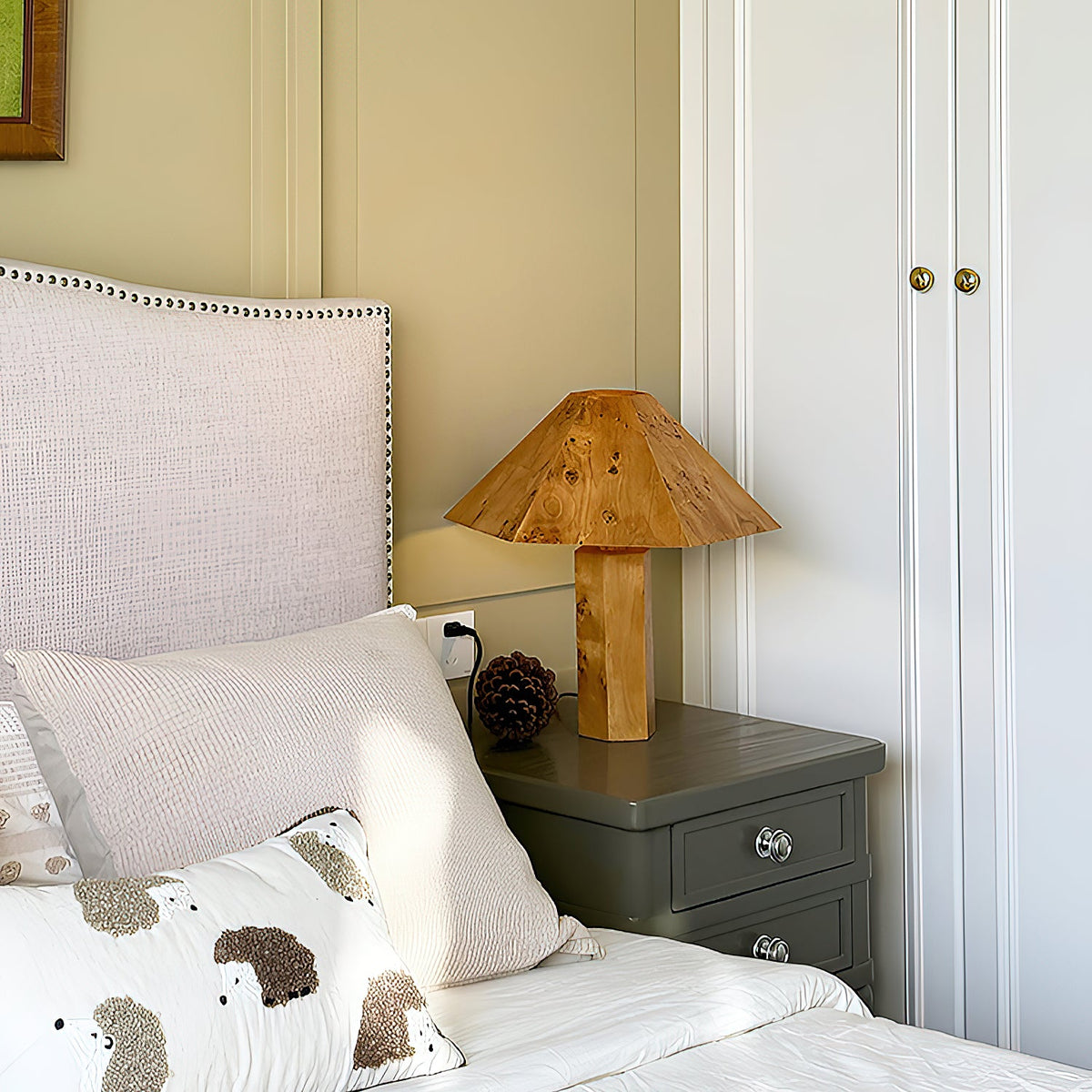 Vakker Limited Burl Bark Table Lamp — Detail View 6