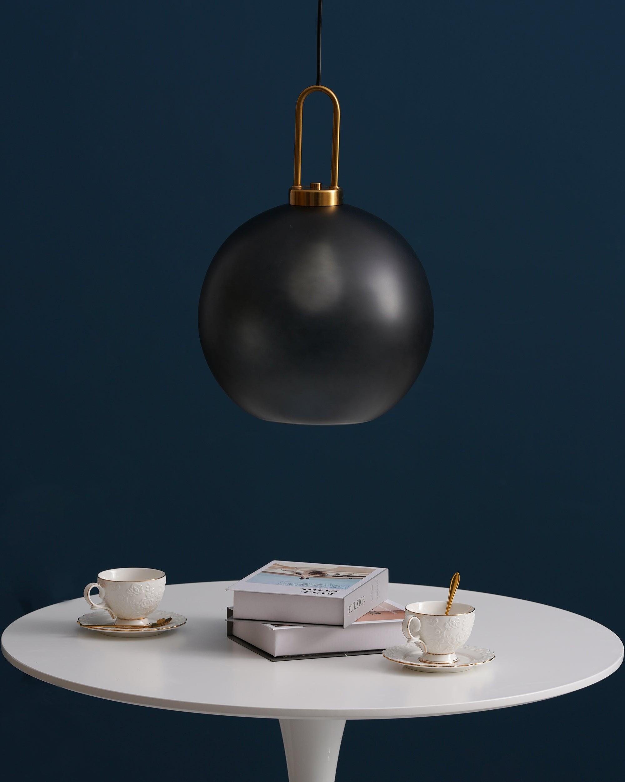 Pendulum Glass Pendant Lamp - Vakkerlight