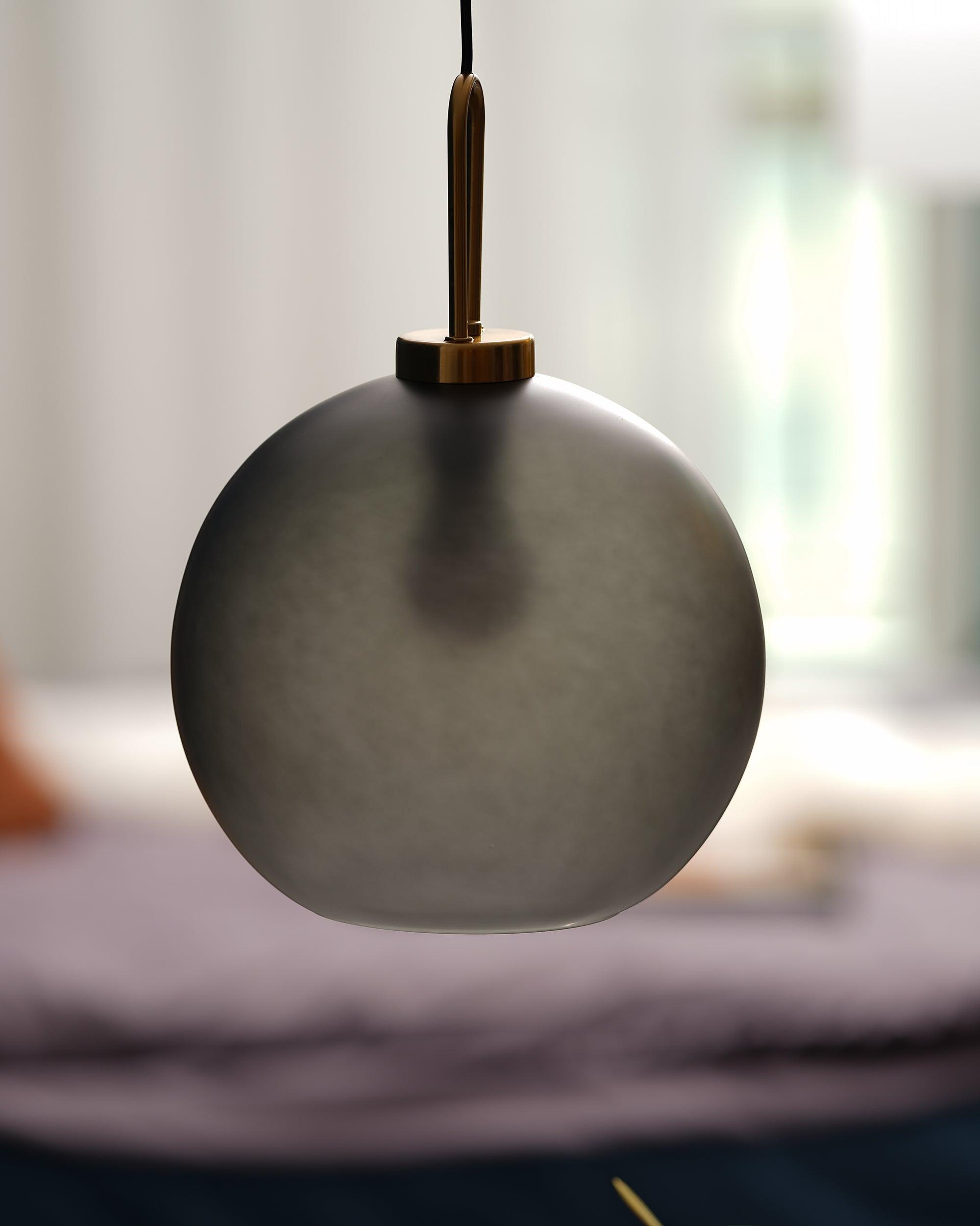Pendulum Glass Pendant Lamp - Vakkerlight