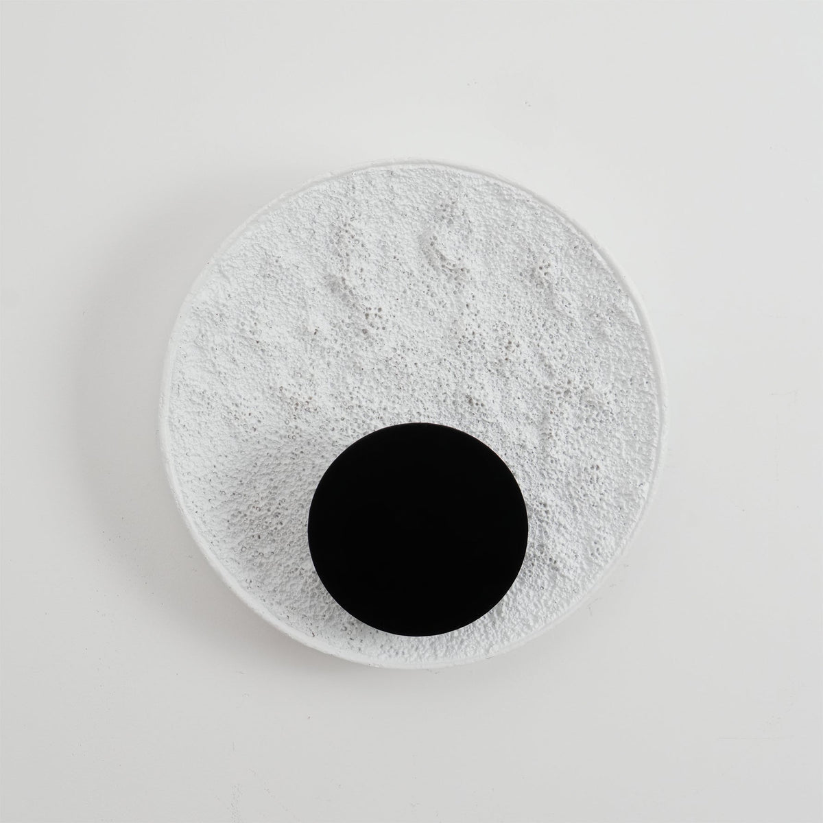 Vakker Limited Resin Circular Wall Lamp — Detail View 16