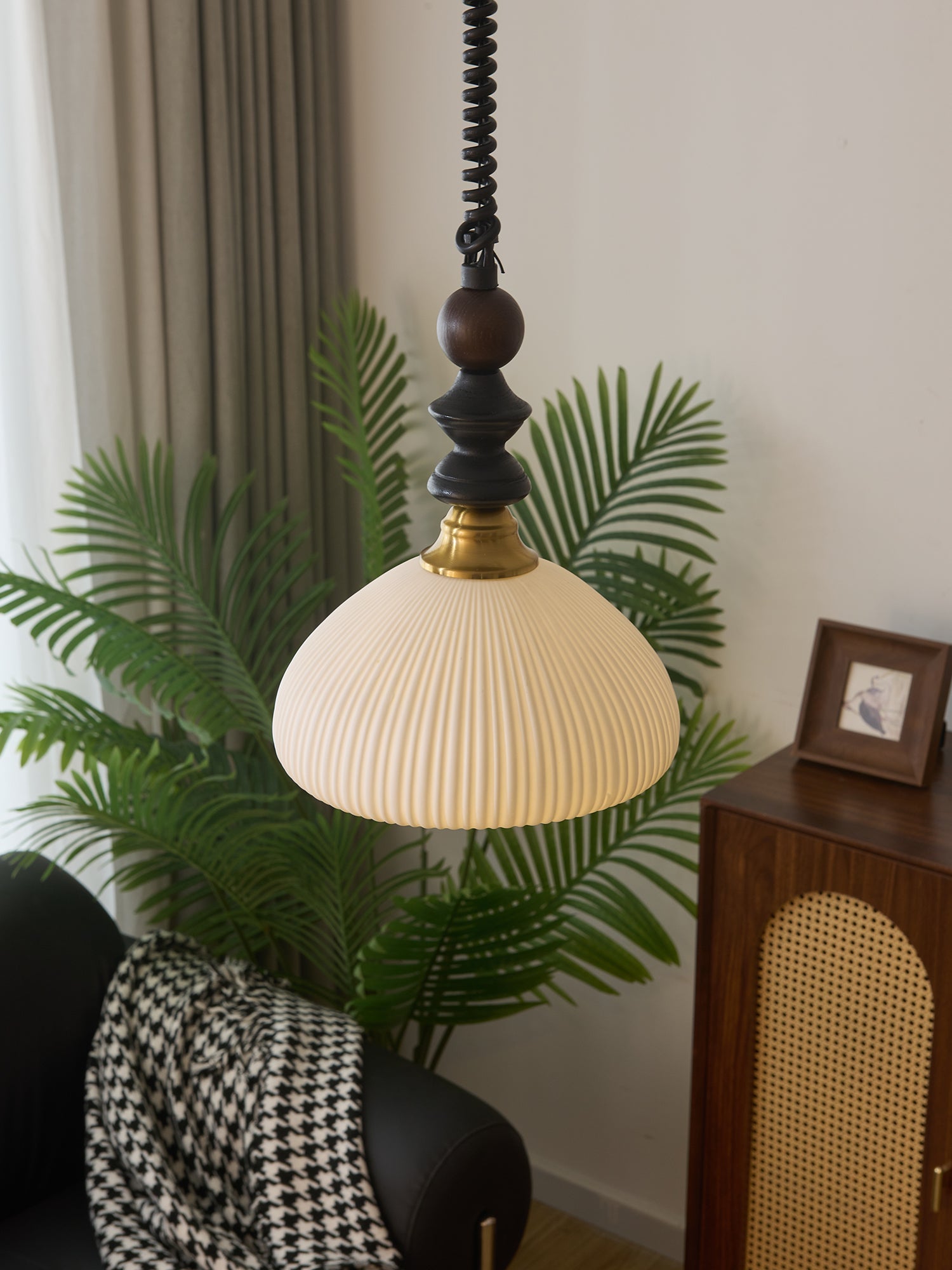 Halcyon Arch Pendant Light - Vakkerlight