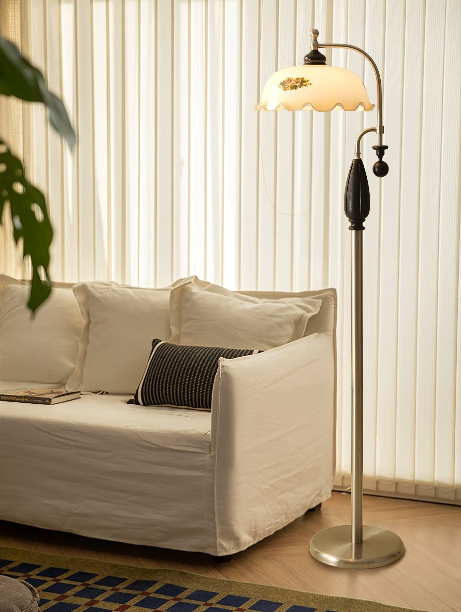 Heritage Bloom Floor Lamp - Vakkerlight
