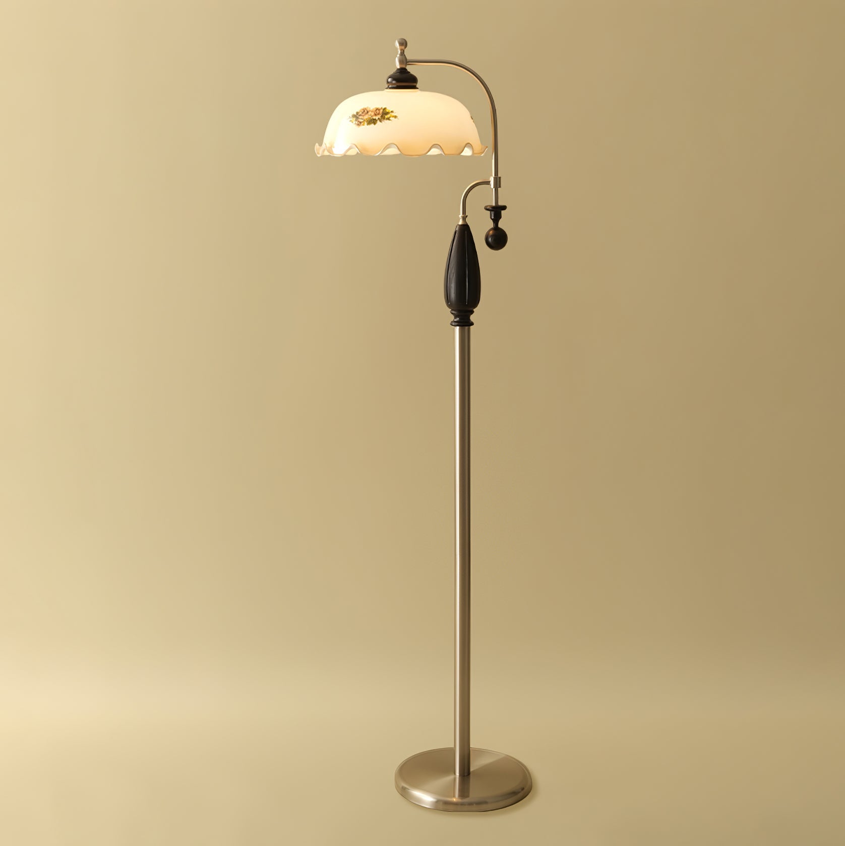 Heritage Bloom Floor Lamp - Vakkerlight