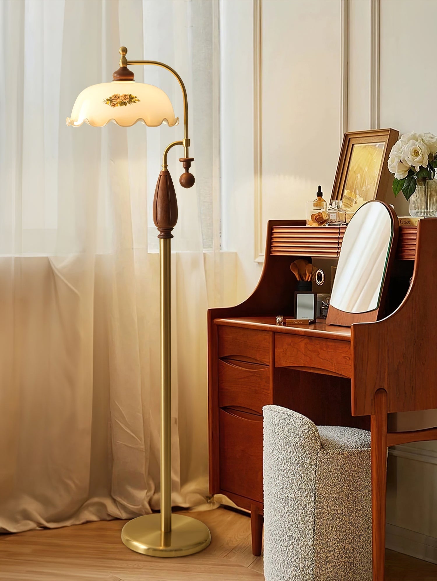 Heritage Bloom Floor Lamp - Vakkerlight