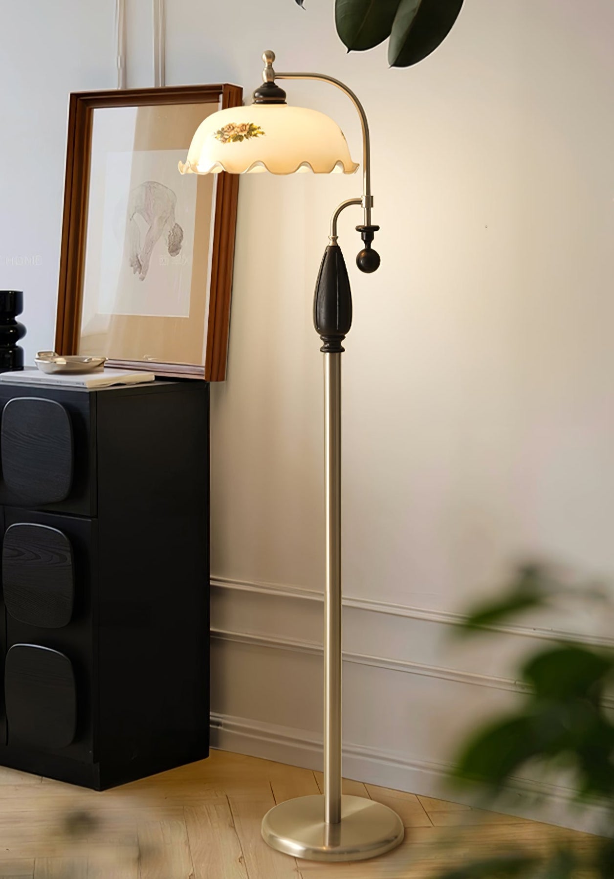 Heritage Bloom Floor Lamp - Vakkerlight