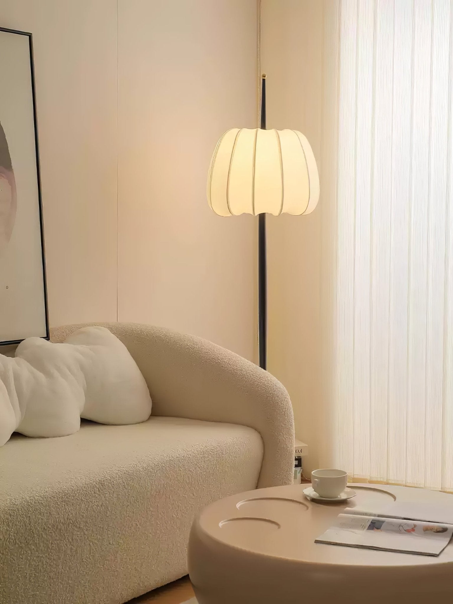 Liana Floor Lamp - Vakkerlight