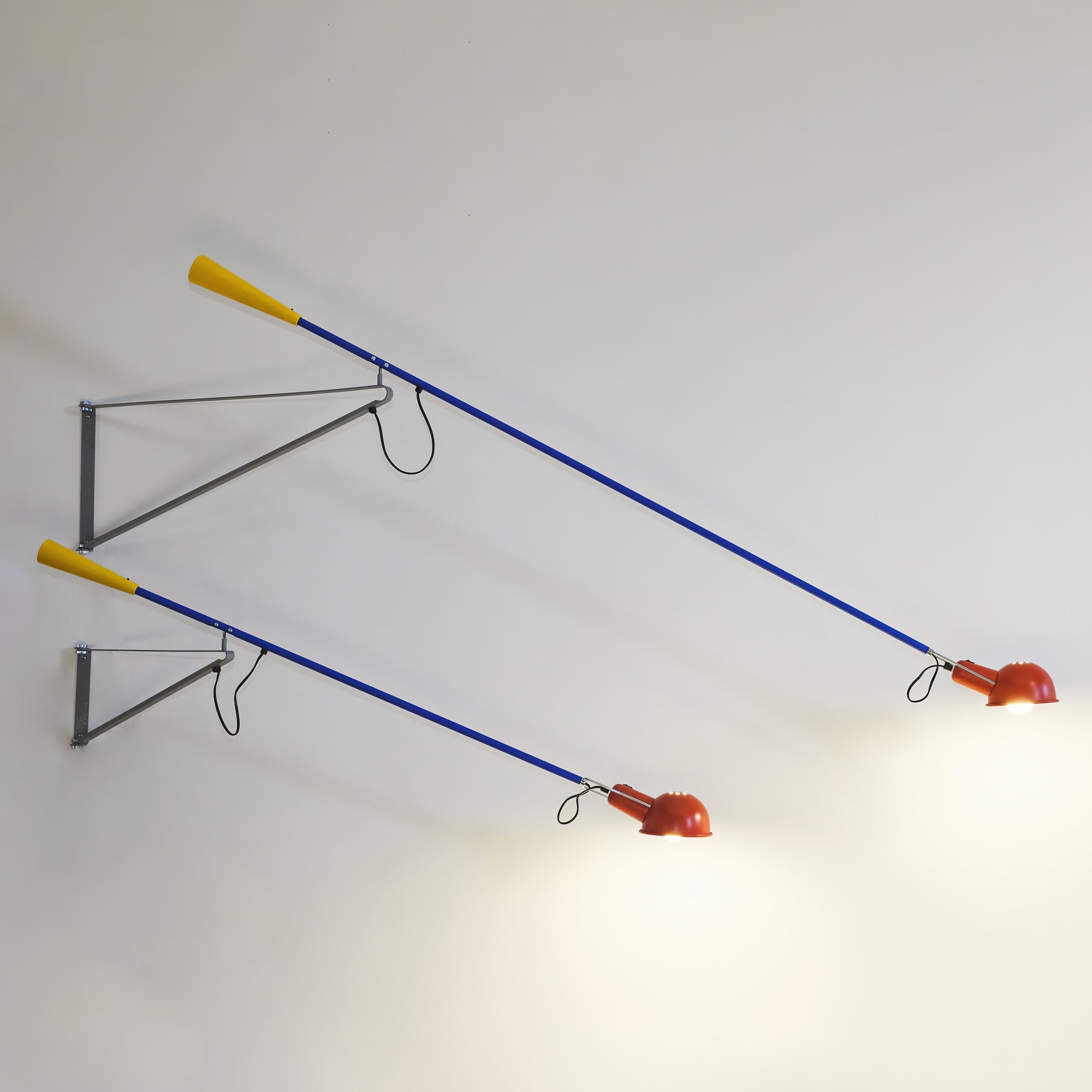 Long Arm Wall Lamp - Vakkerlight