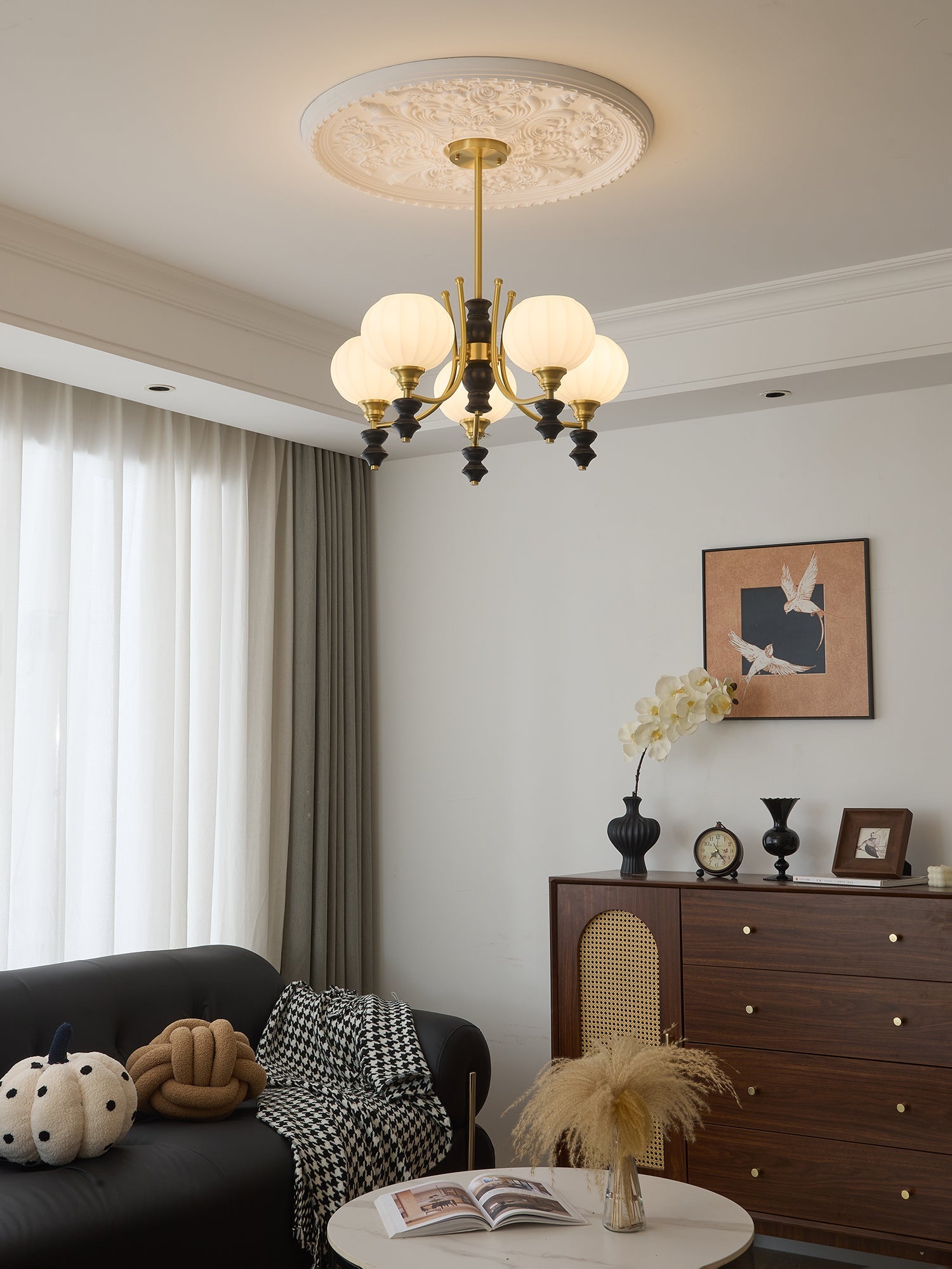 Lucerna Royale Chandelier - Vakkerlight