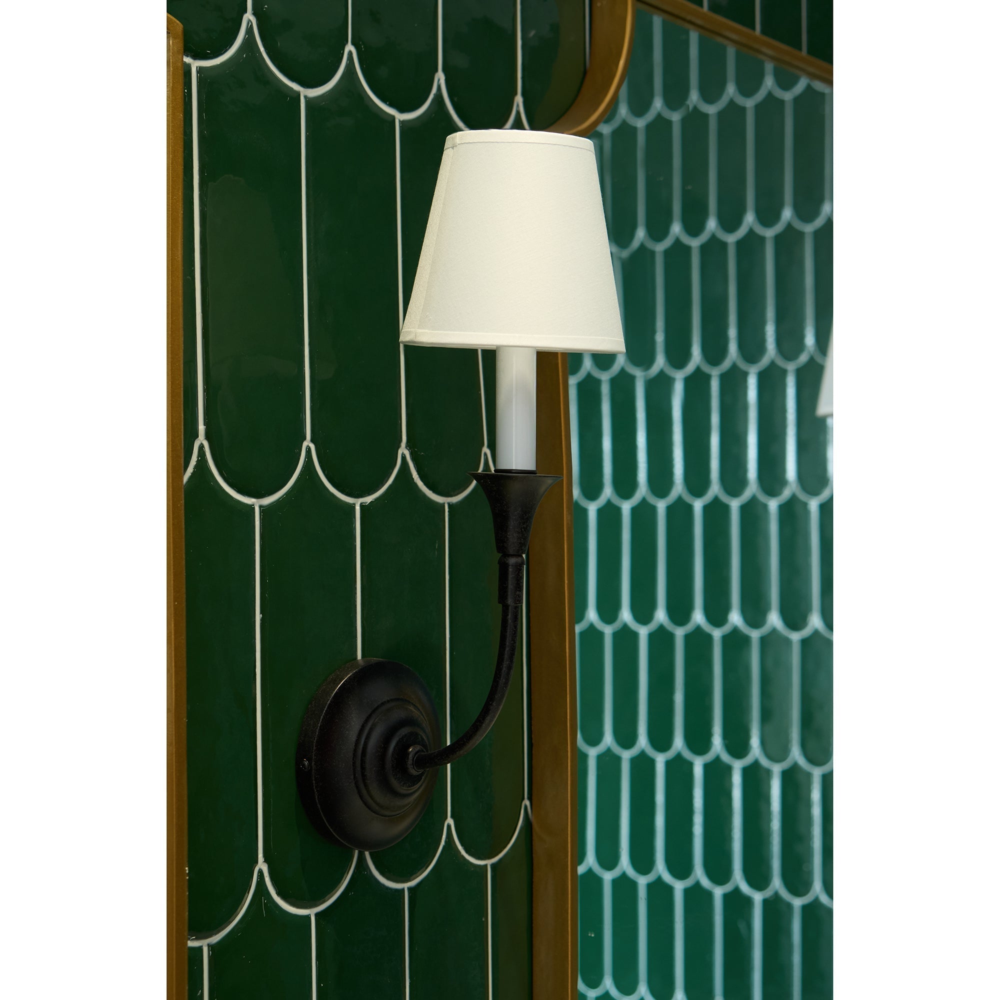 Luella Wall Lamp - Vakkerlight