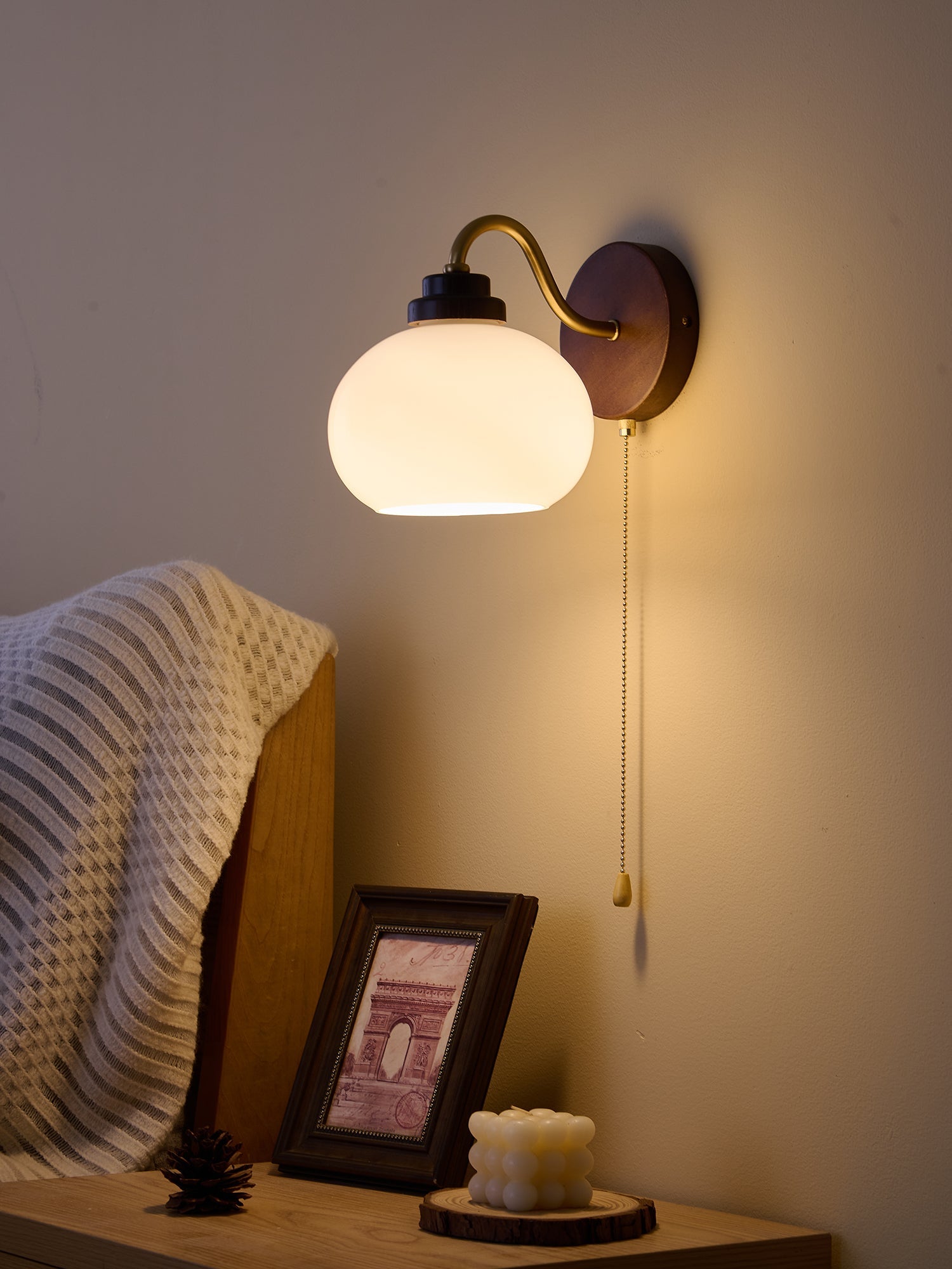 Lumea Crest Wall Lamp - Vakkerlight