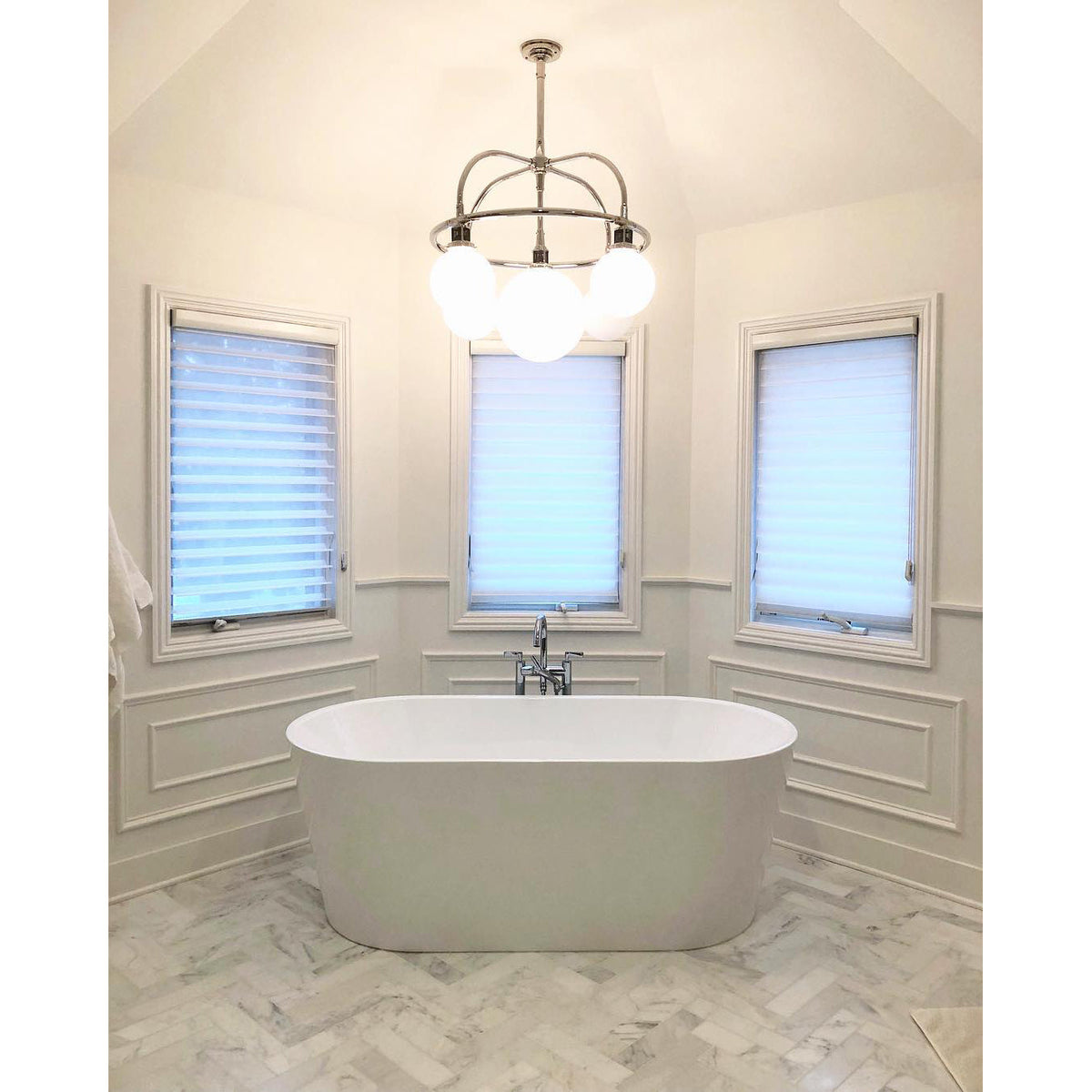 Vakker Limited McCarren 3-Light Chandelier — Detail View 6