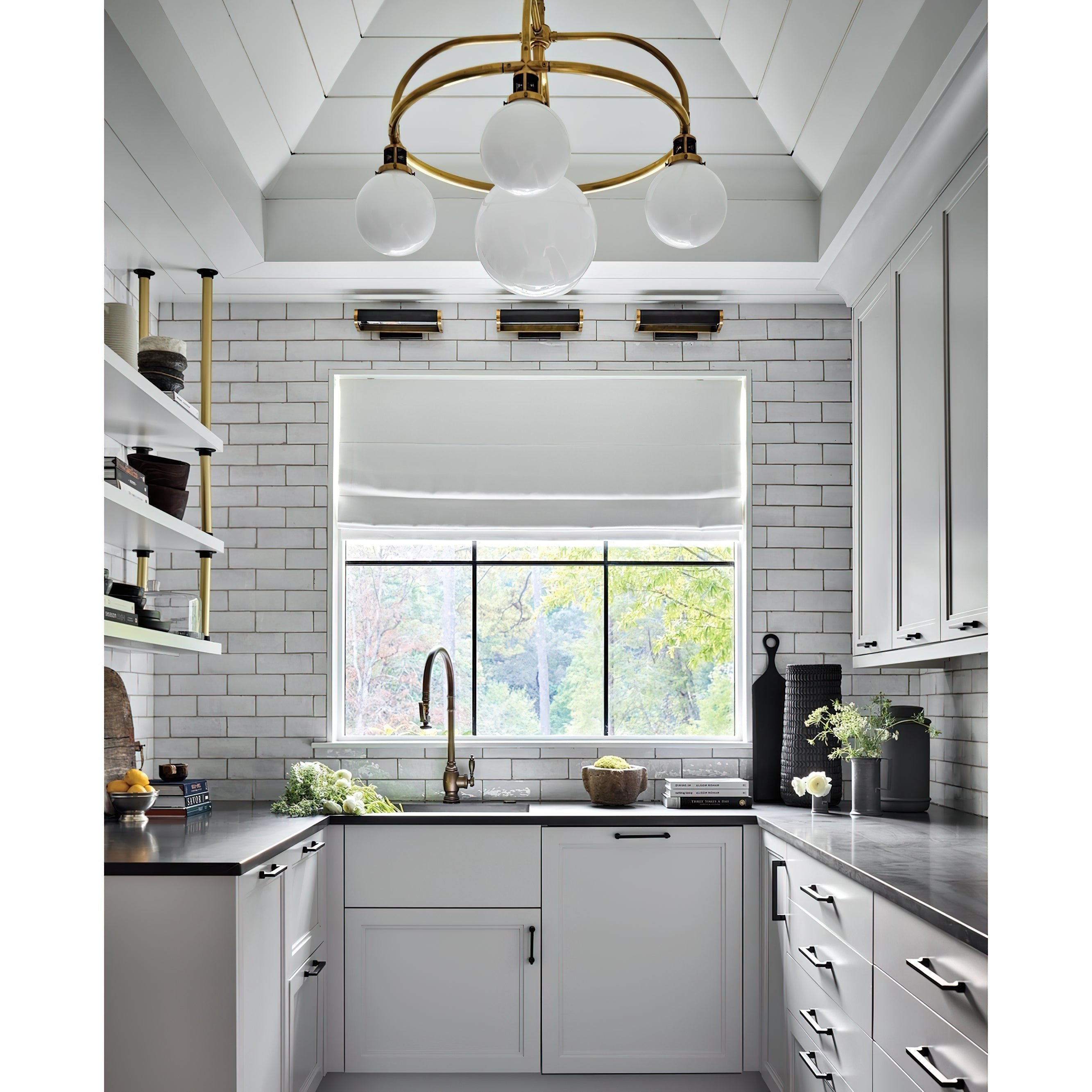 Vakker Limited McCarren 3-Light Chandelier — Detail View 8
